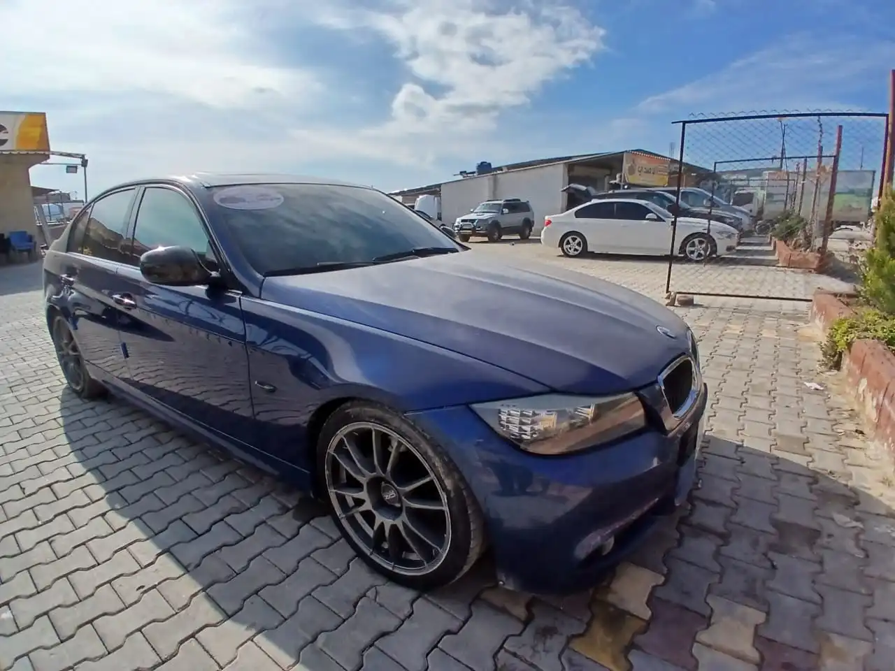 kilometrage car sale bmw 3 series 320 sedan used 2011 aleppo mx image