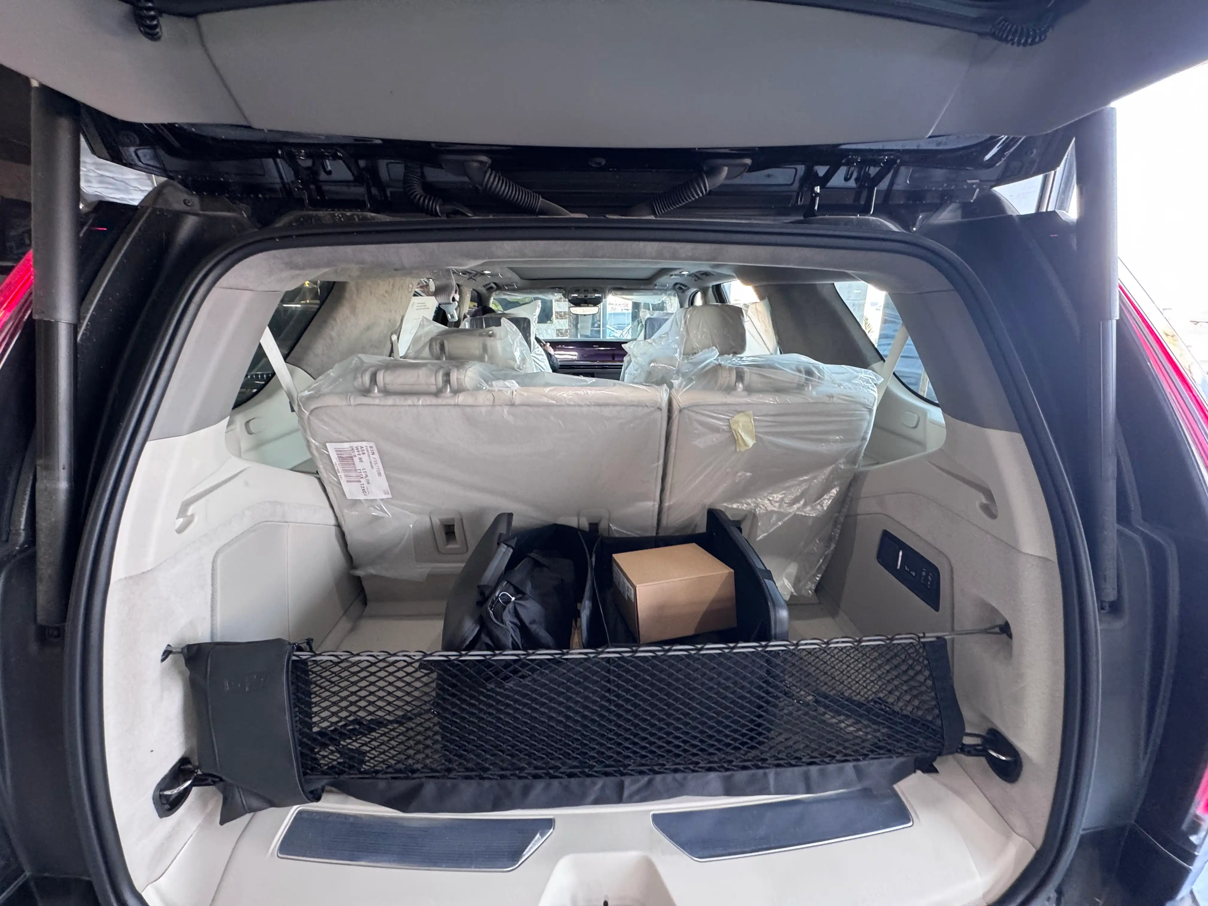 kilometrage car sale cadillac escalade sport suv new 2025 aleppo om image