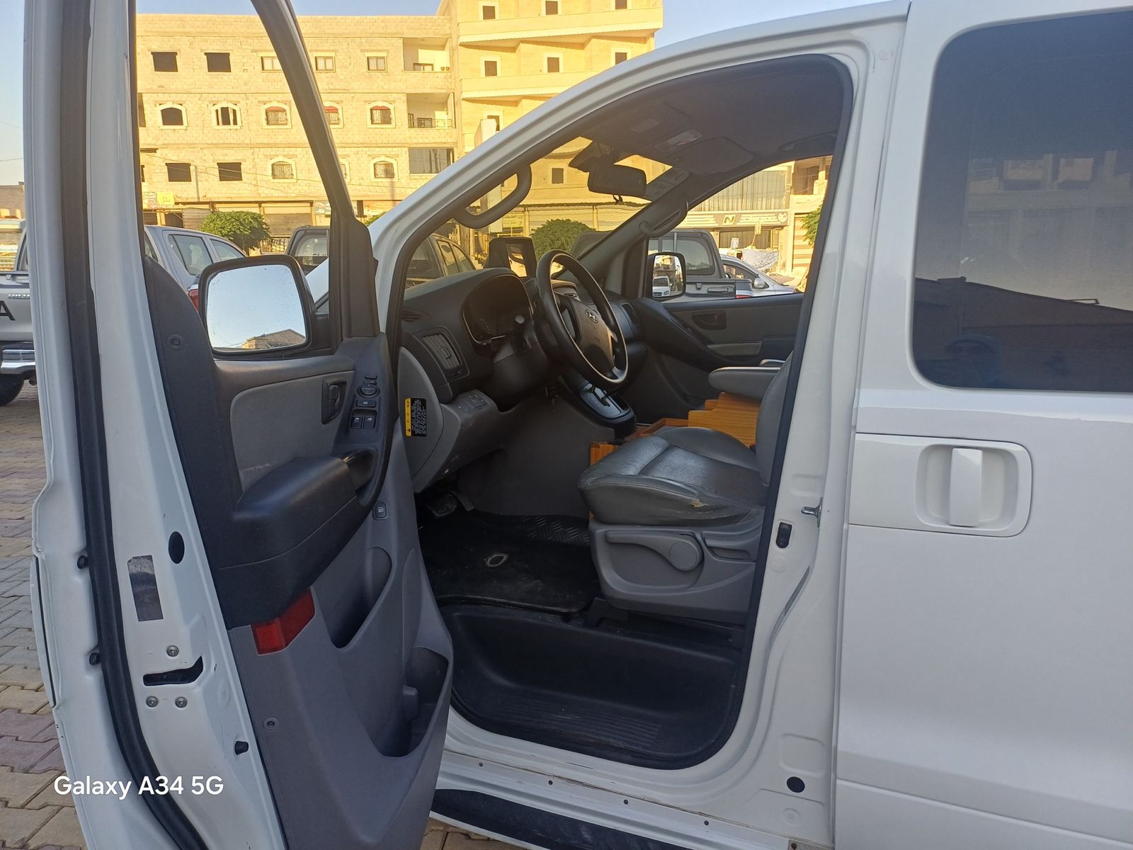 kilometrage car sale hyundai grand i10 gl van used 16000 aleppo xr image