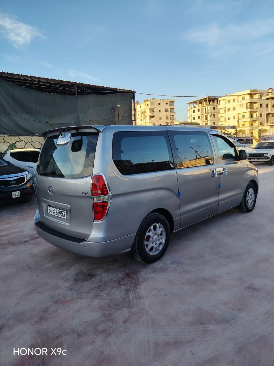 kilometrage car sale hyundai grand starex cvx van used 2011 aleppo su image