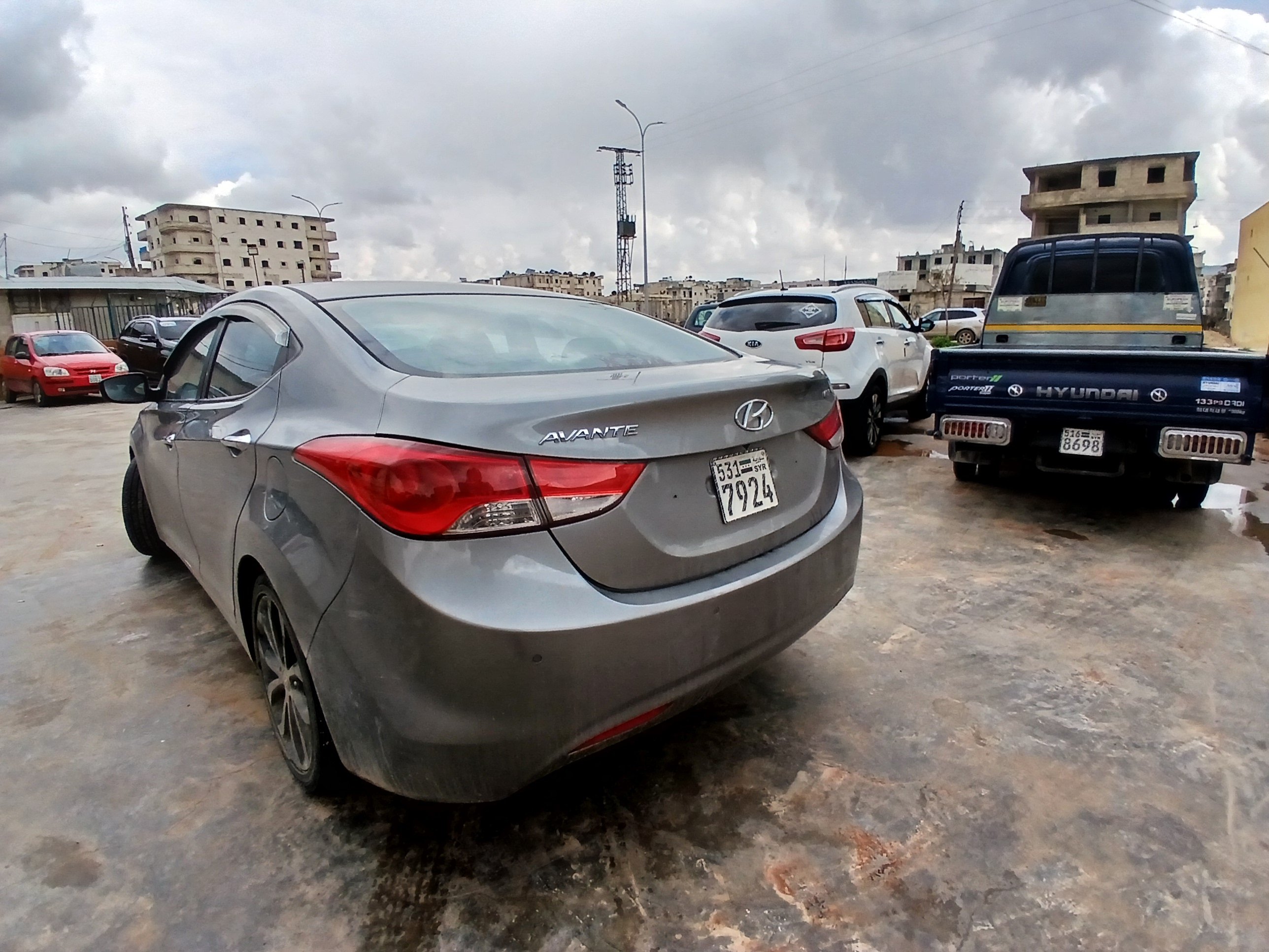 kilometrage car sale hyundai avante gdi sedan used 2013 aleppo ab image