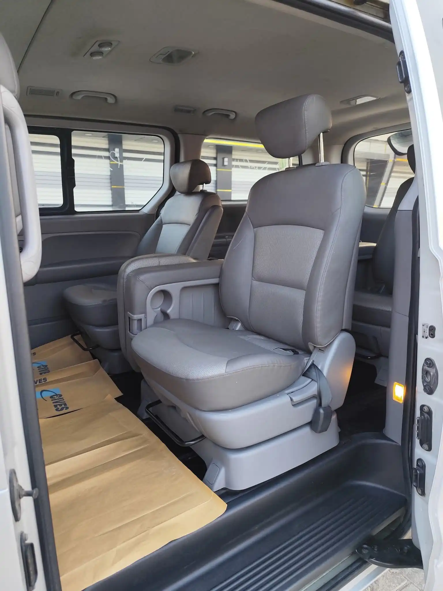 kilometrage car sale hyundai grand starex cvx van used 2008 aleppo wi image