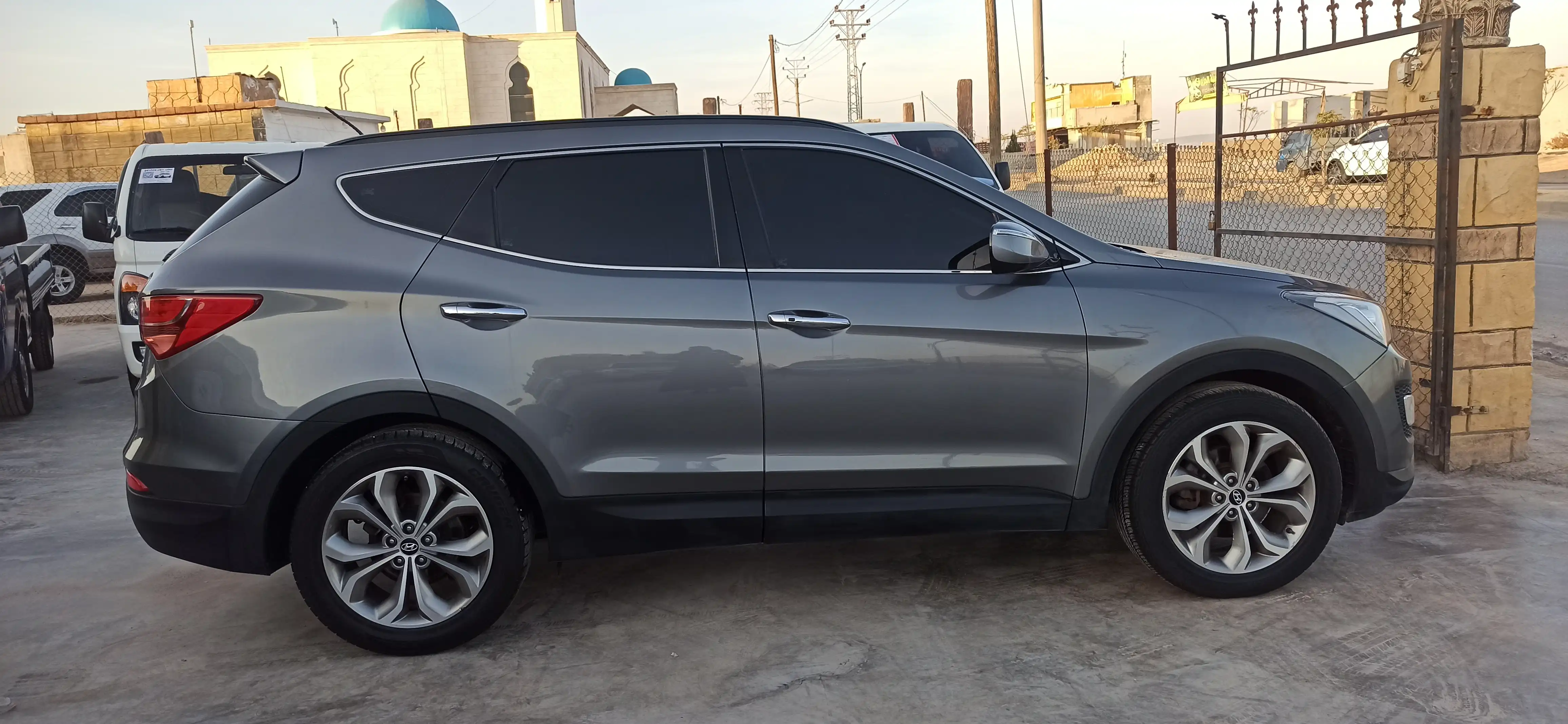 kilometrage car sale hyundai santa fe evgt suv used 2014 aleppo kd image