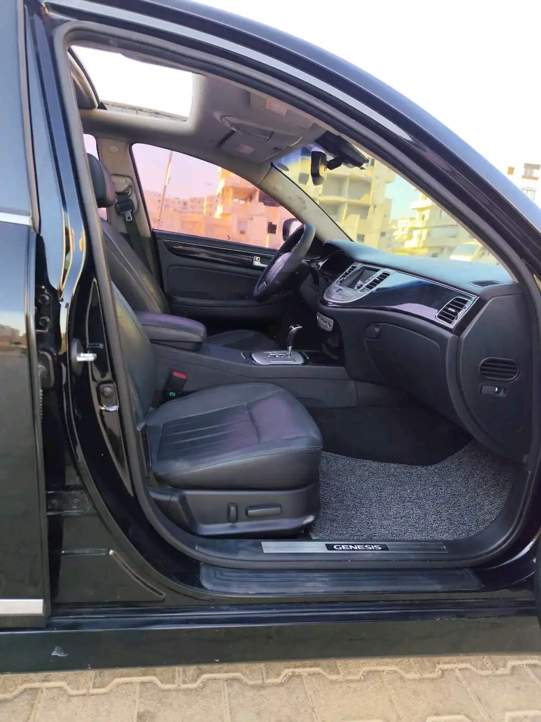 kilometrage car sale genesis bh 330 sedan used 2012 aleppo cf image