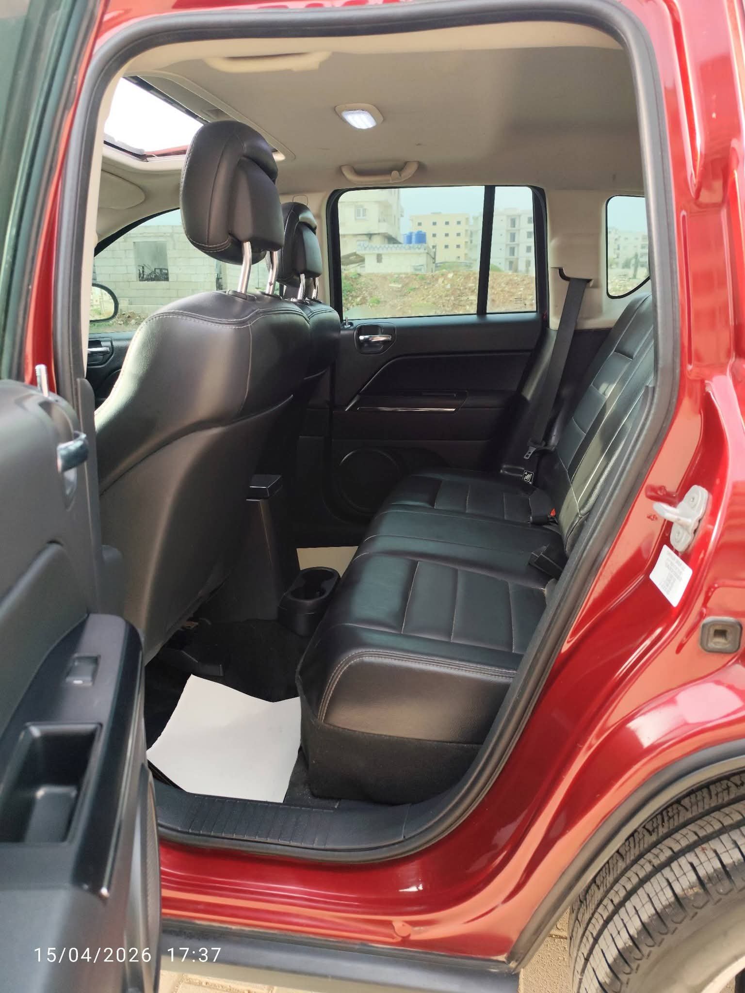 kilometrage car sale jeep compass standard sedan used 2012 aleppo zg image