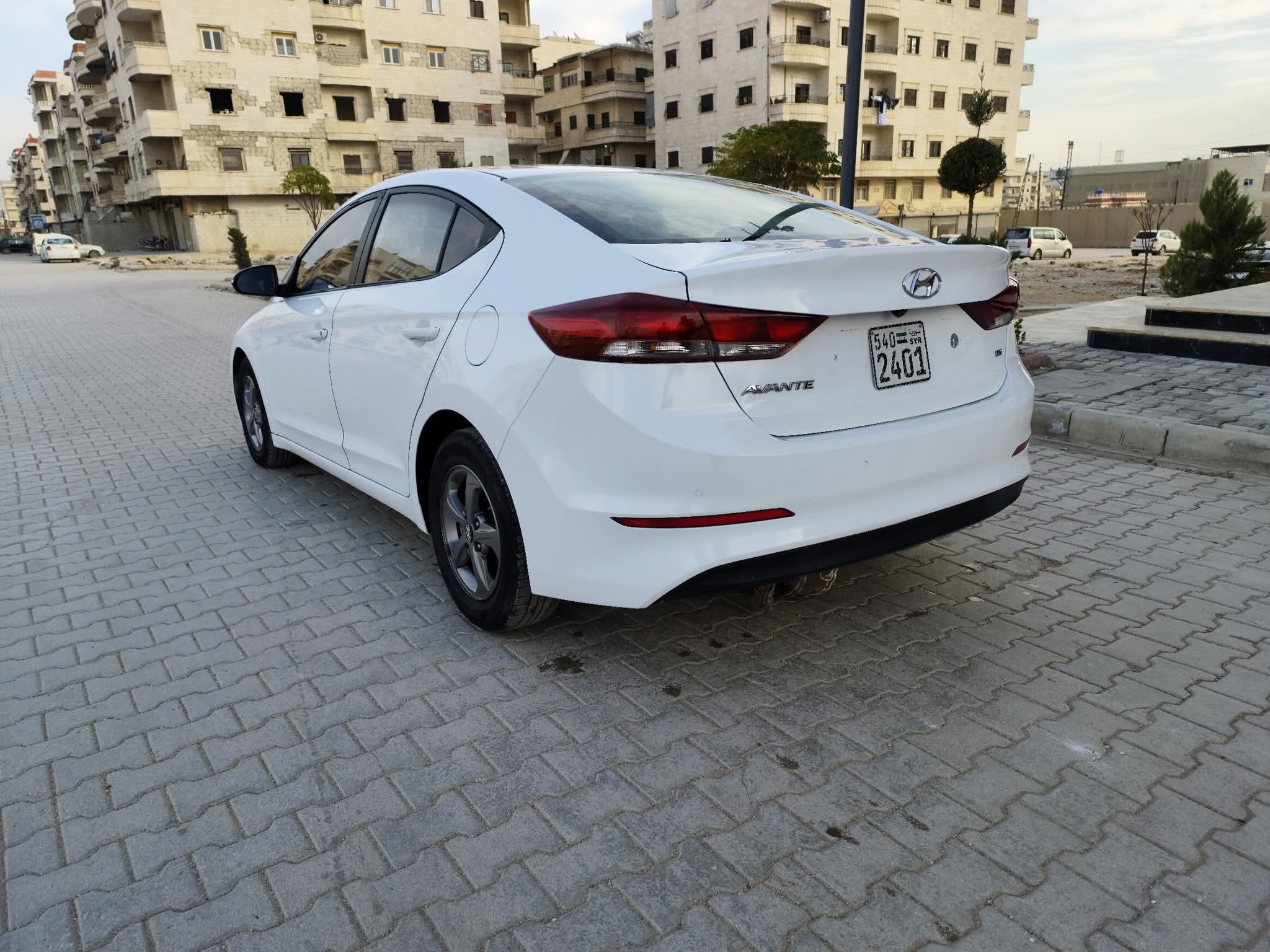 kilometrage car sale hyundai avante e16 sedan used 2018 aleppo sg image