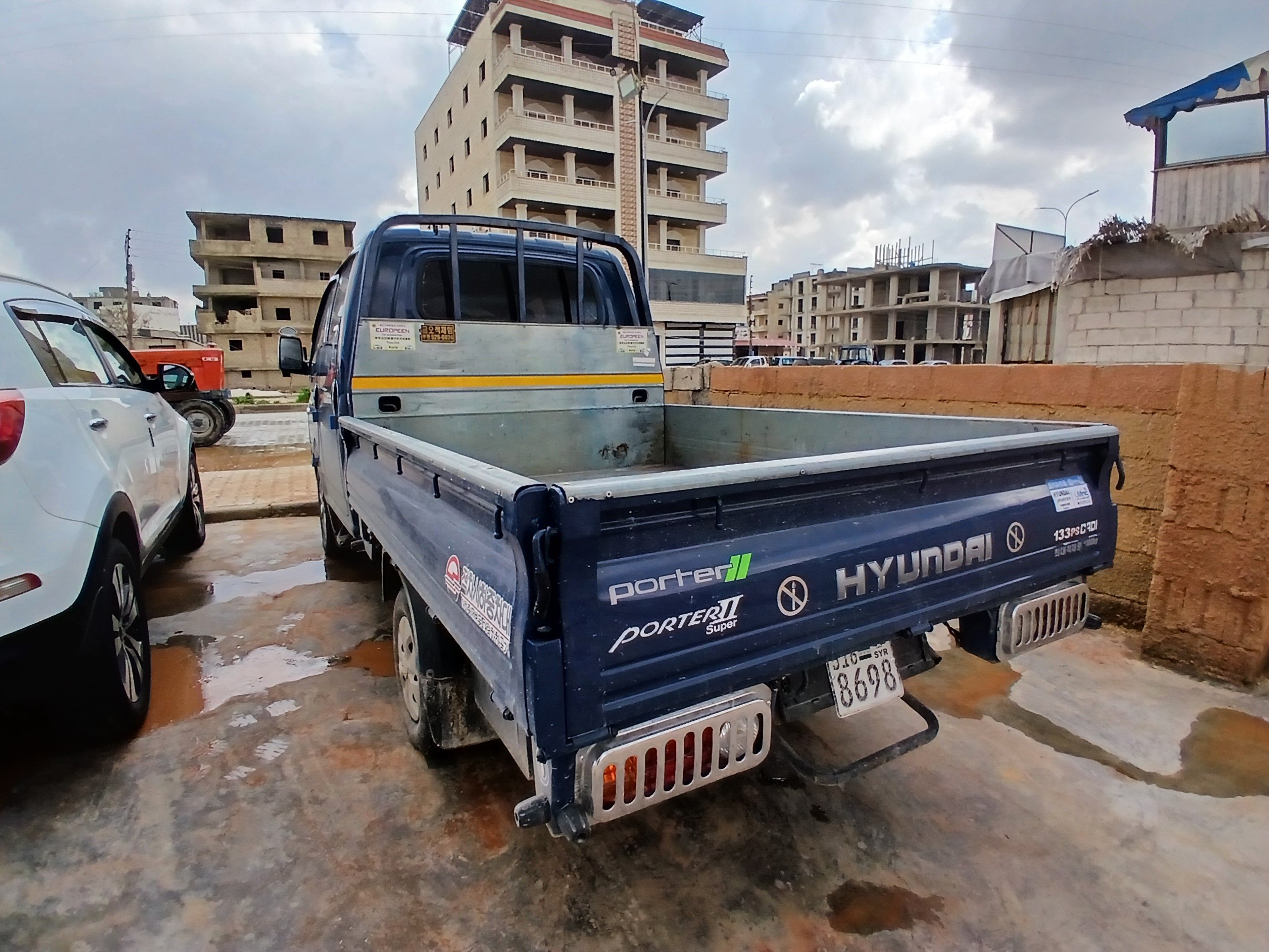 kilometrage car sale hyundai porter ii 2 crdi cargo truck used 2014 aleppo yh image