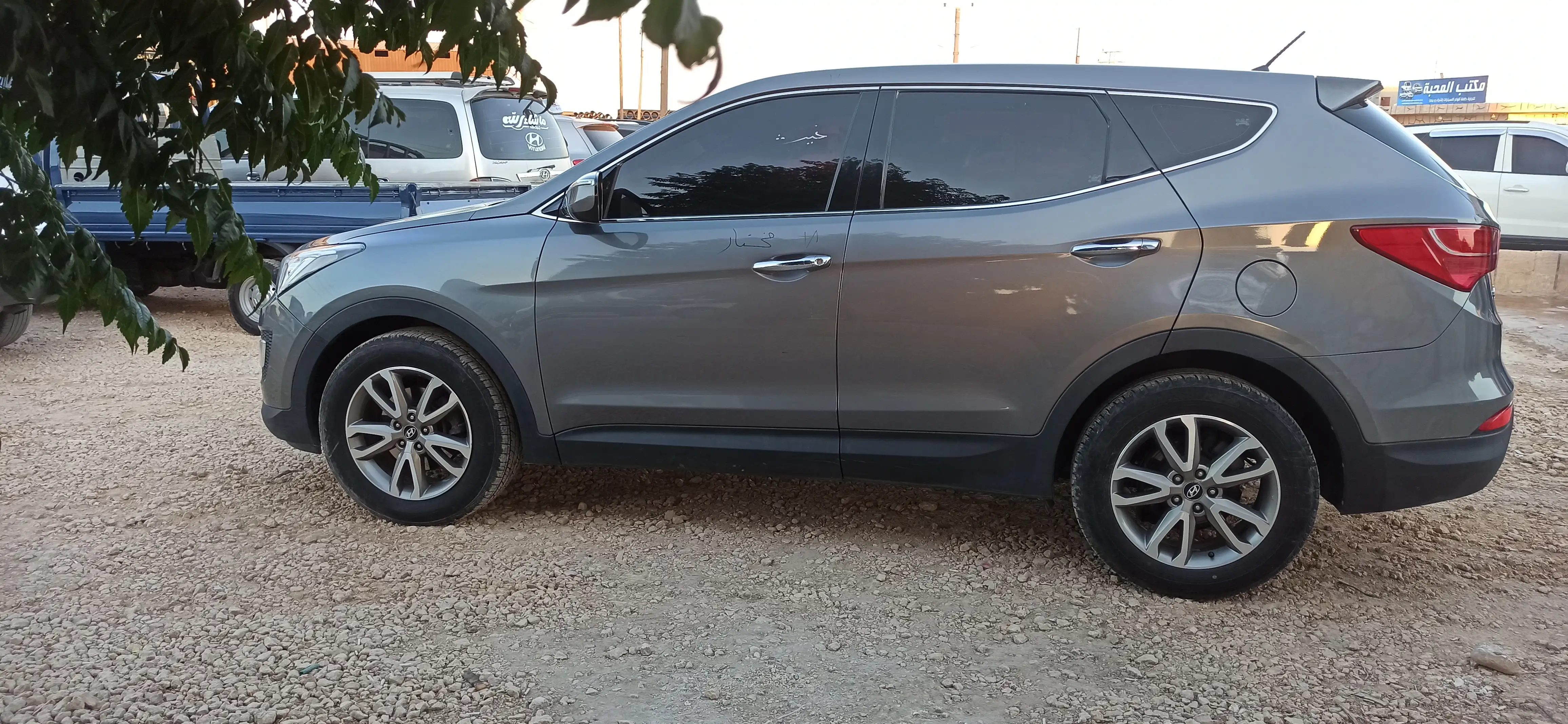 kilometrage car sale hyundai santa fe evgt suv used 2014 aleppo xn image