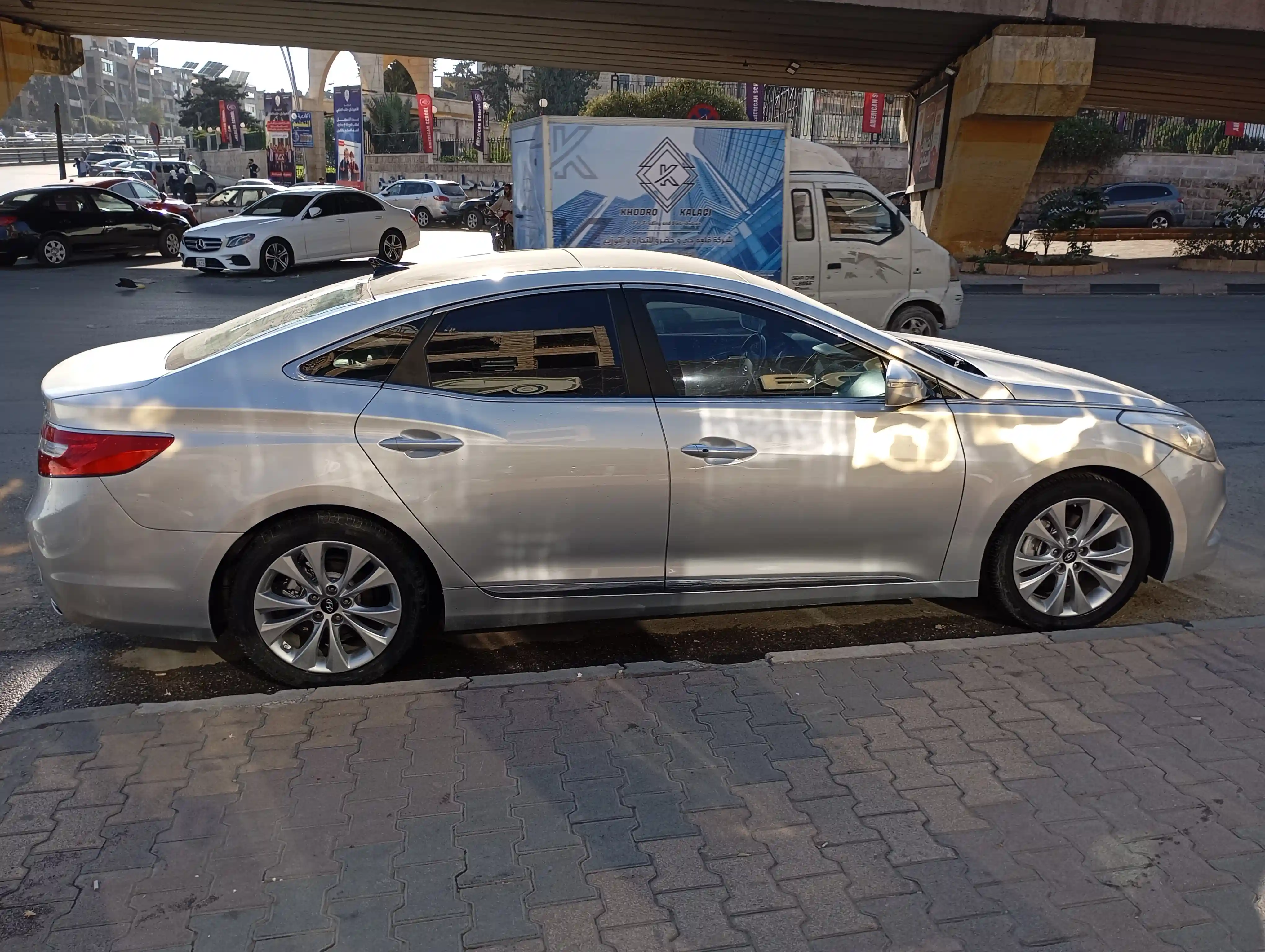 kilometrage car sale hyundai grandeur hg 300 sedan used 2012 aleppo aa image
