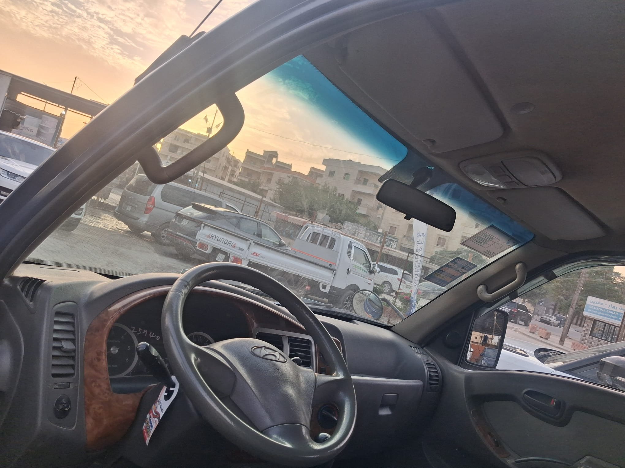 kilometrage car sale hyundai porter ii 2 crdi cargo truck used 2009 aleppo fo image