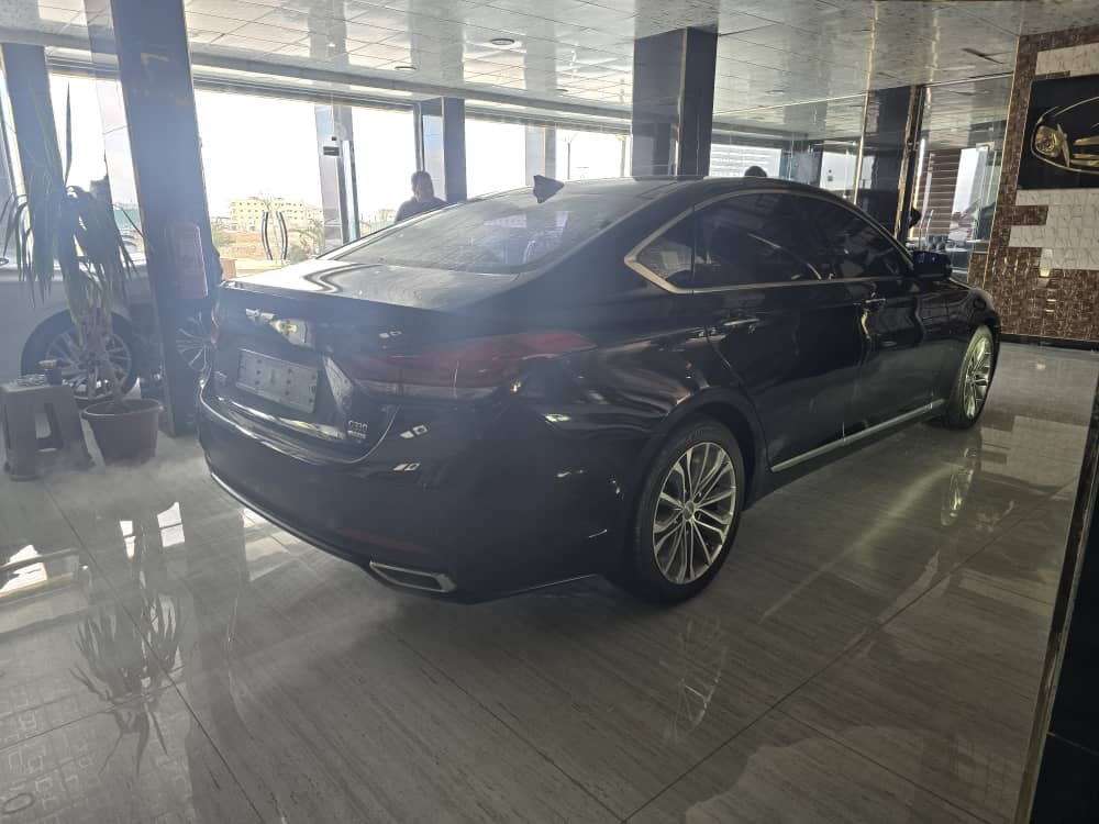kilometrage car sale genesis bh 330 sedan used 2015 aleppo vr image