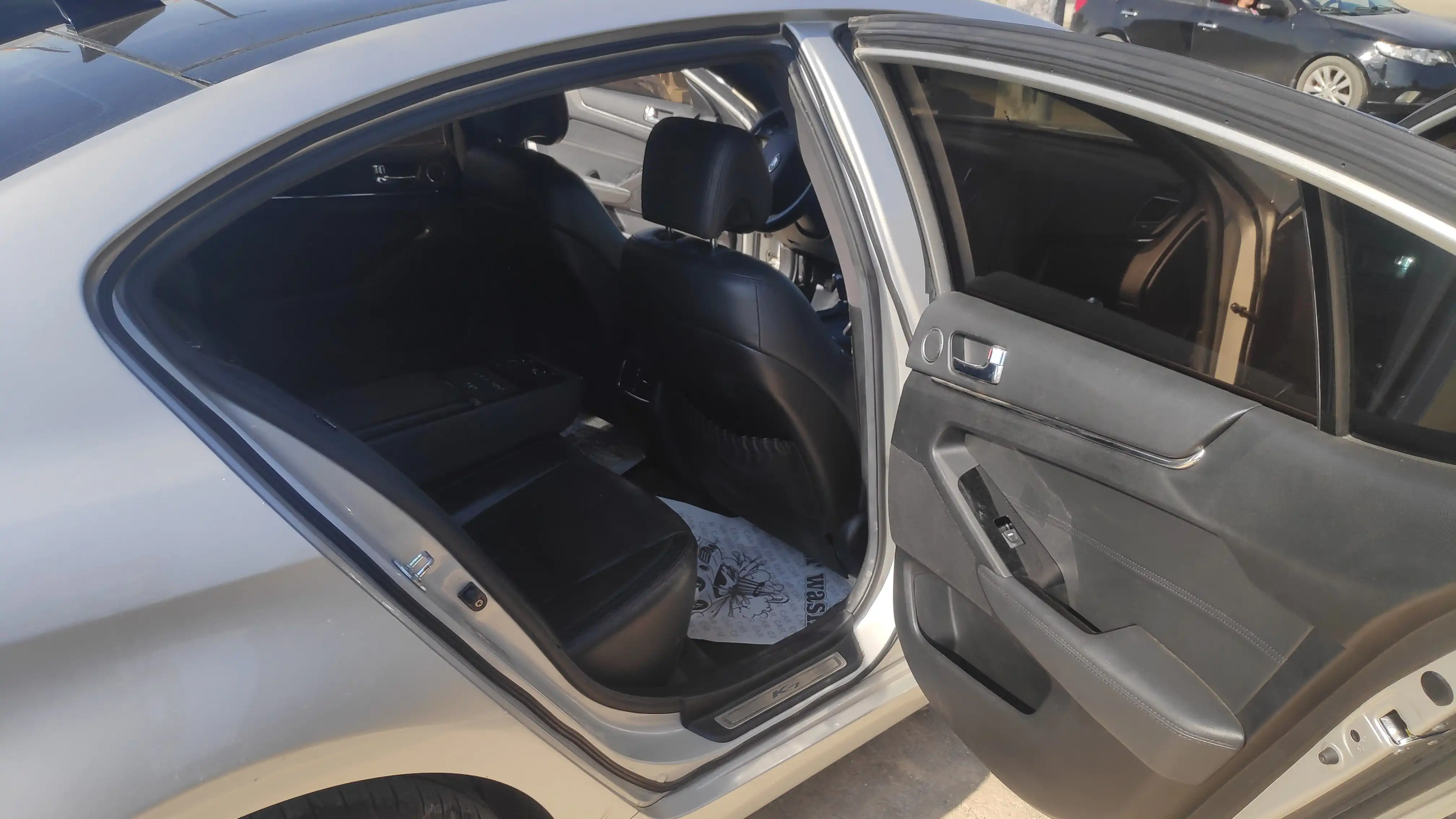 kilometrage car sale kia k7 standard sedan used 2011 tartus zr image