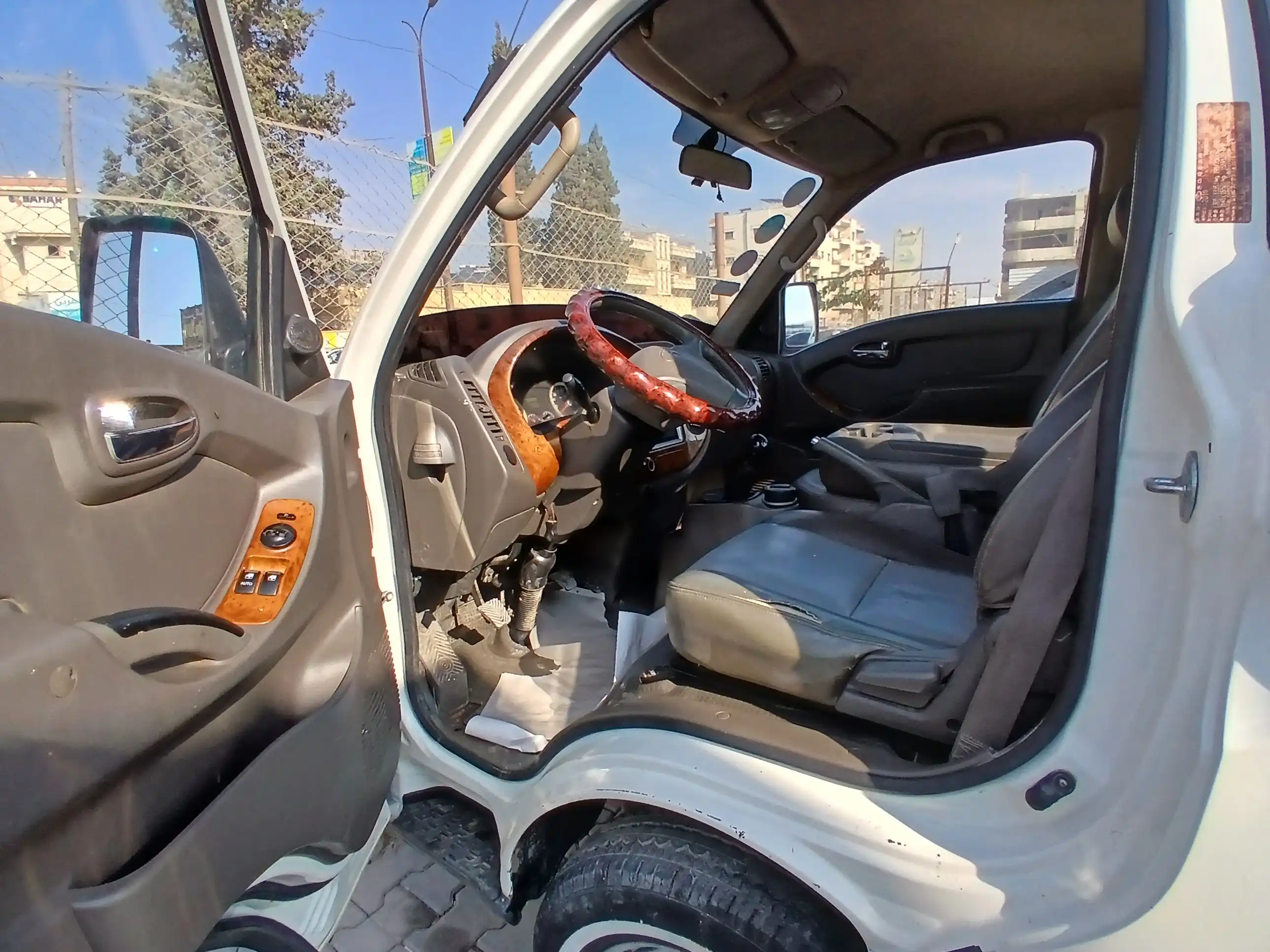 kilometrage car sale hyundai porter ii 2 standard cargo truck used 2011 aleppo hp image