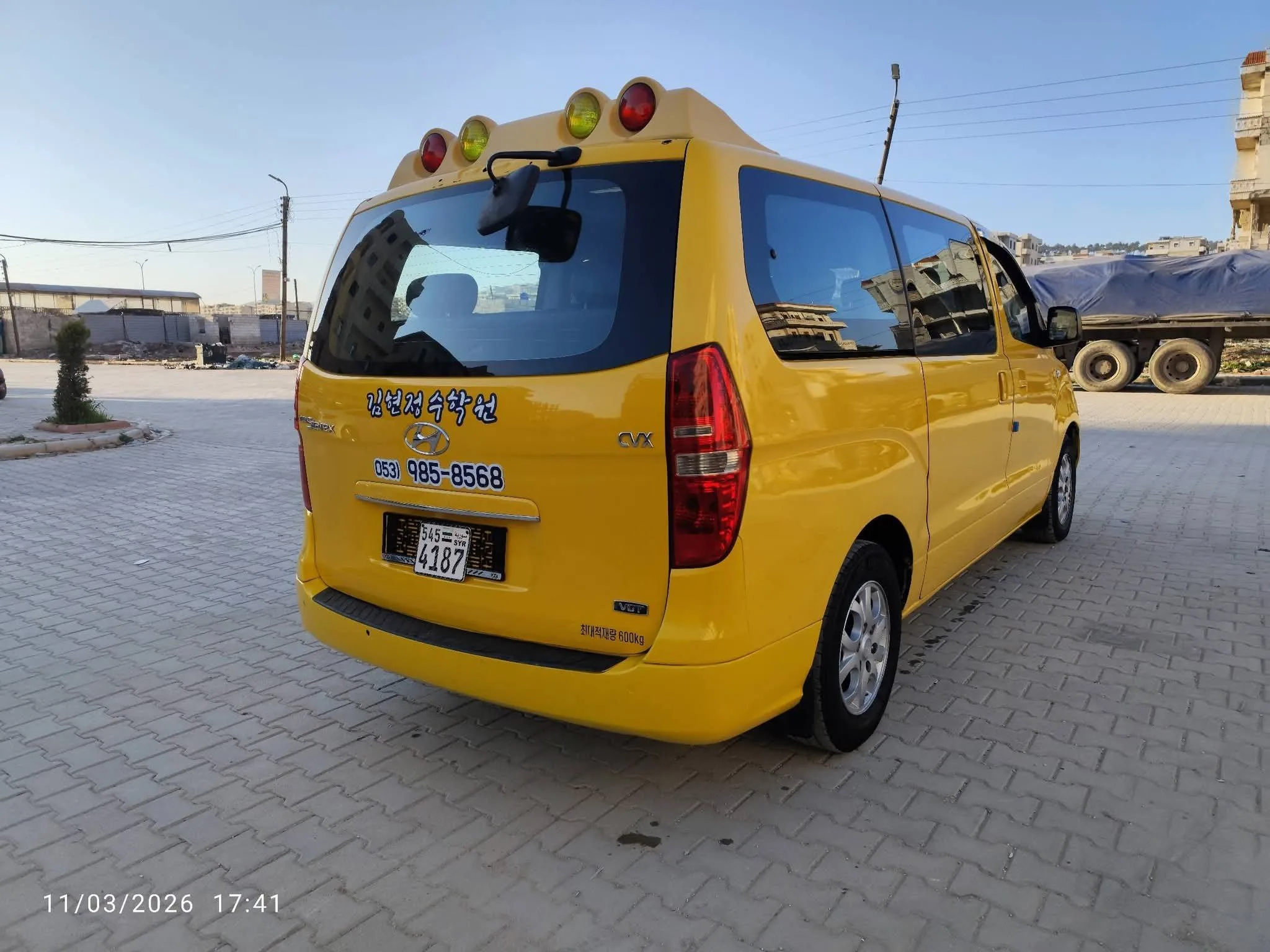 kilometrage car sale hyundai grand starex cvx van used 2009 aleppo oq image