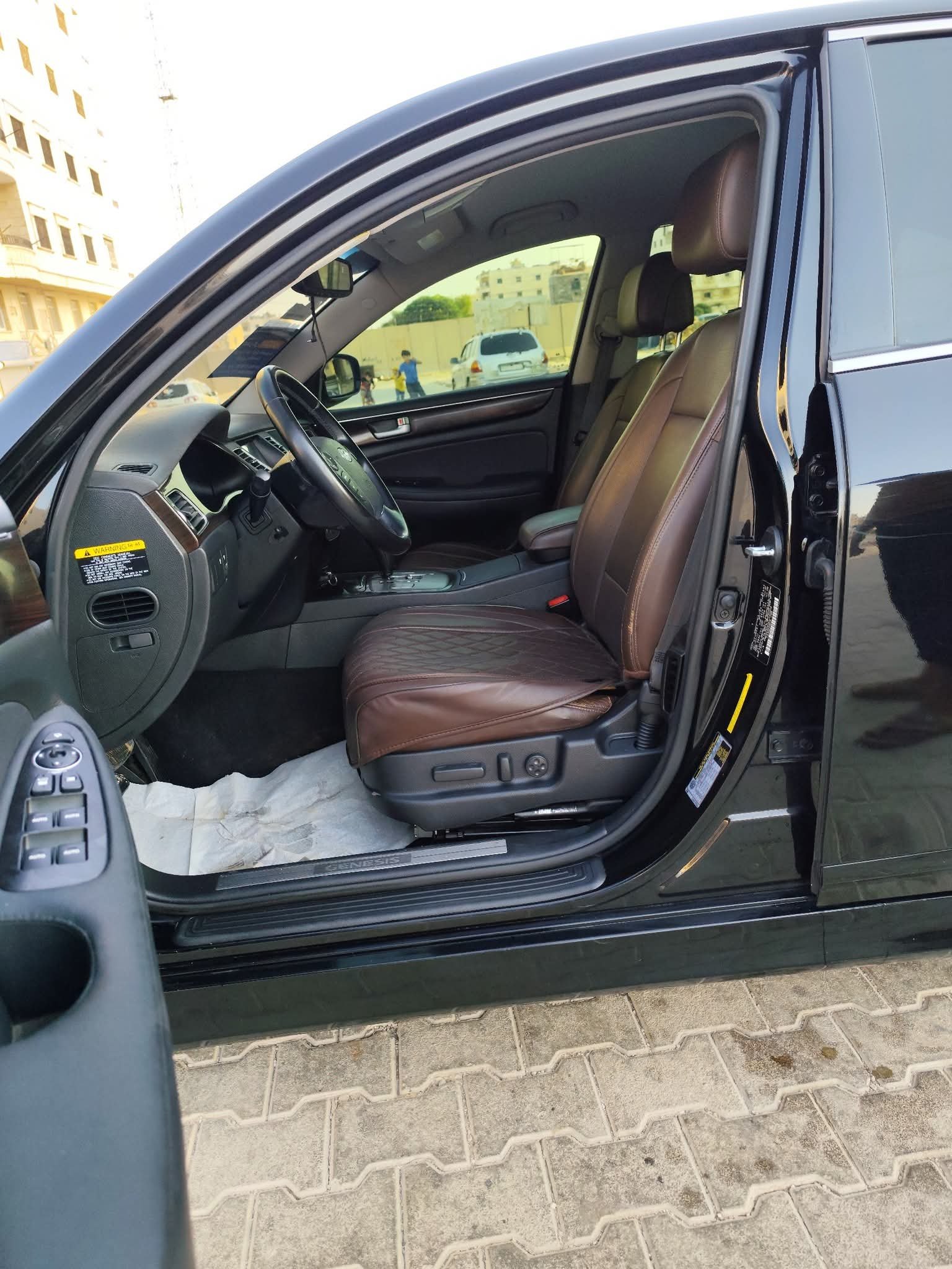 kilometrage car sale genesis bh 330 sedan used 2012 aleppo jx image