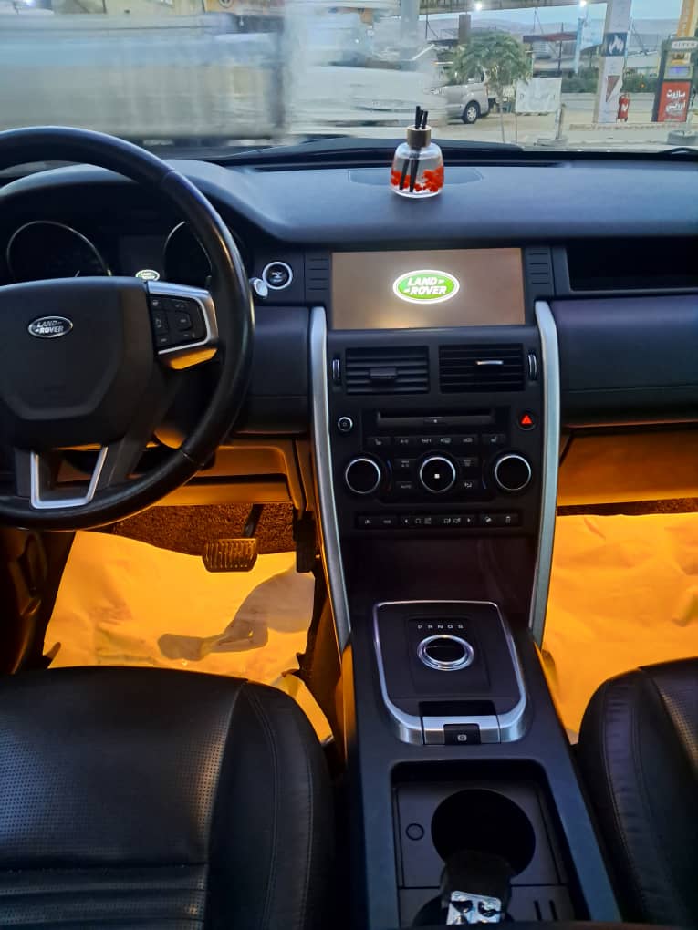 kilometrage car sale land rover discovery sport hse suv used 2017 aleppo qb image