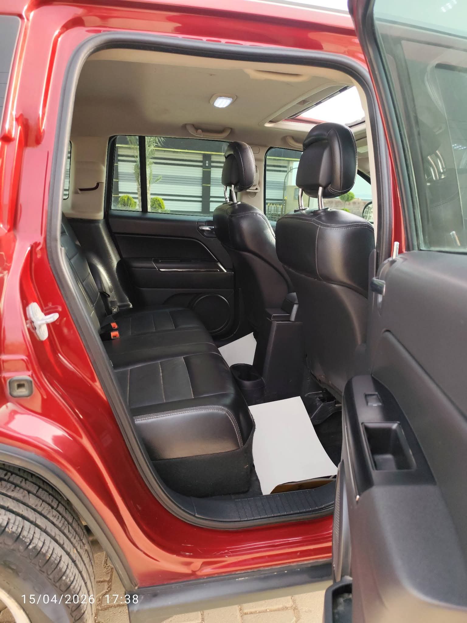 kilometrage car sale jeep compass standard sedan used 2012 aleppo zg image