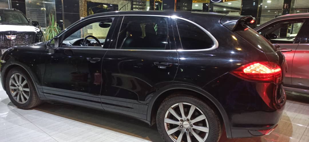 kilometrage car sale porsche cayenne s suv used 2015 aleppo hj image