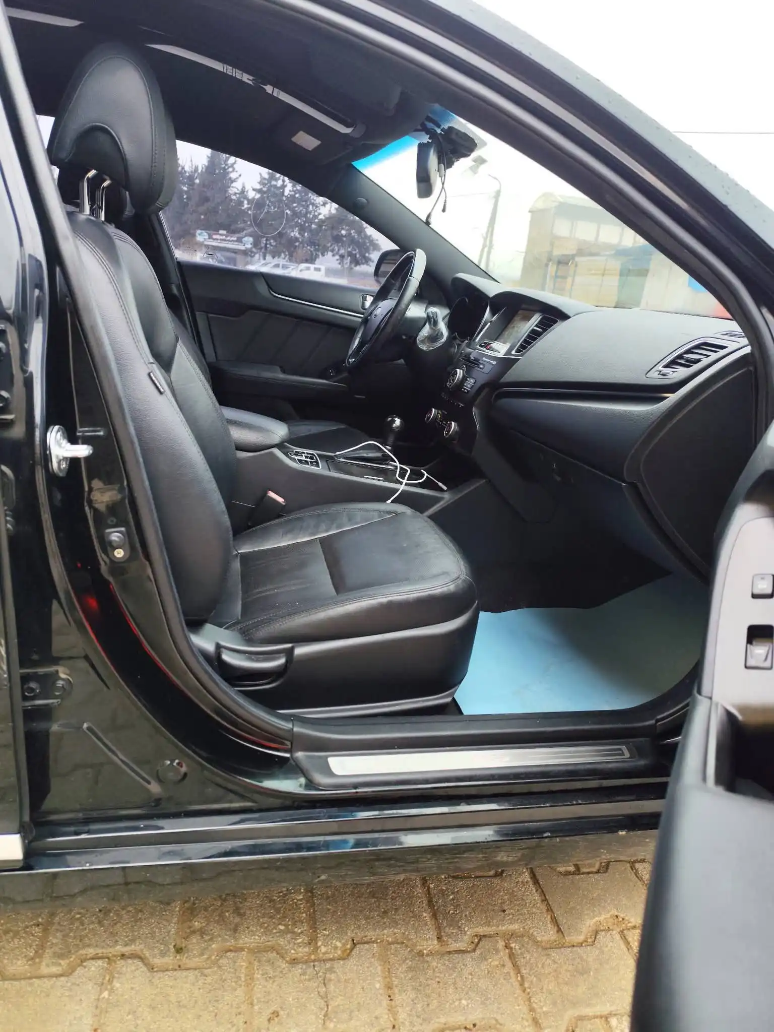 kilometrage car sale kia k7 3 0 gdi sedan used 2012 aleppo ep image