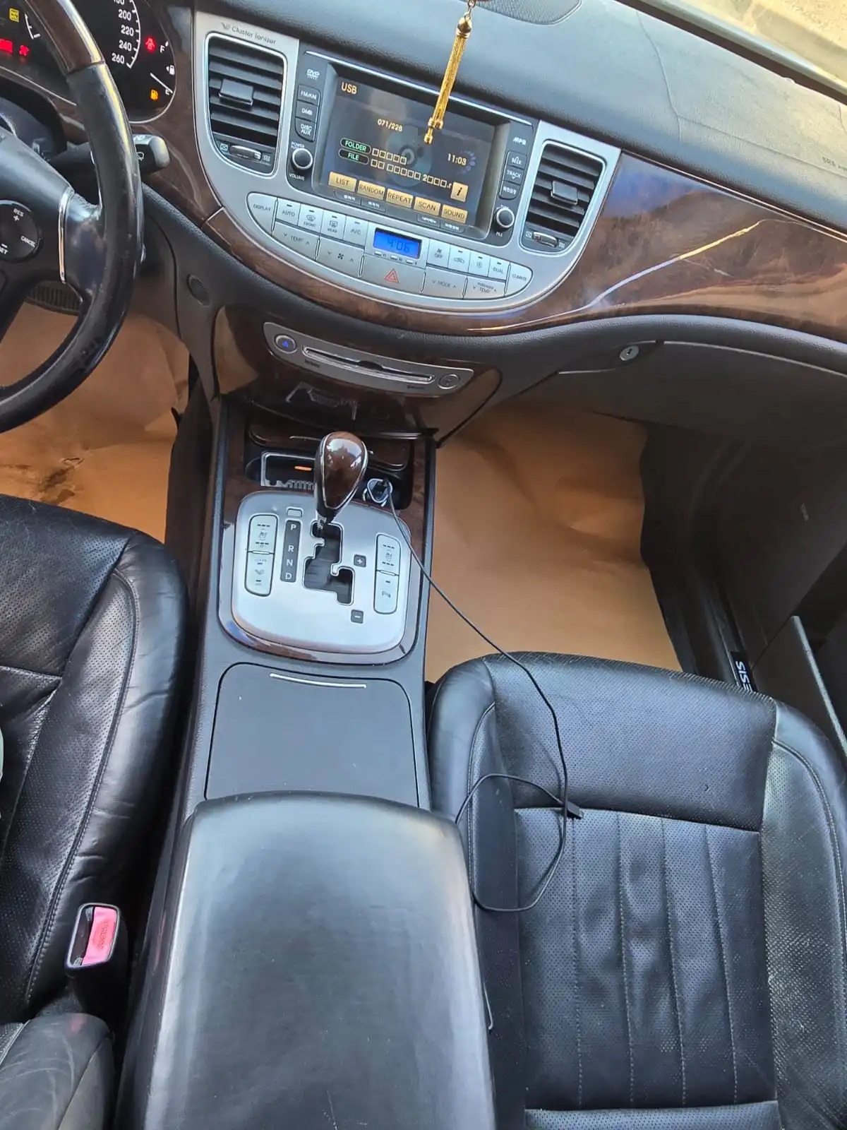 kilometrage car sale genesis bh 380 sedan used 2010 aleppo rx image