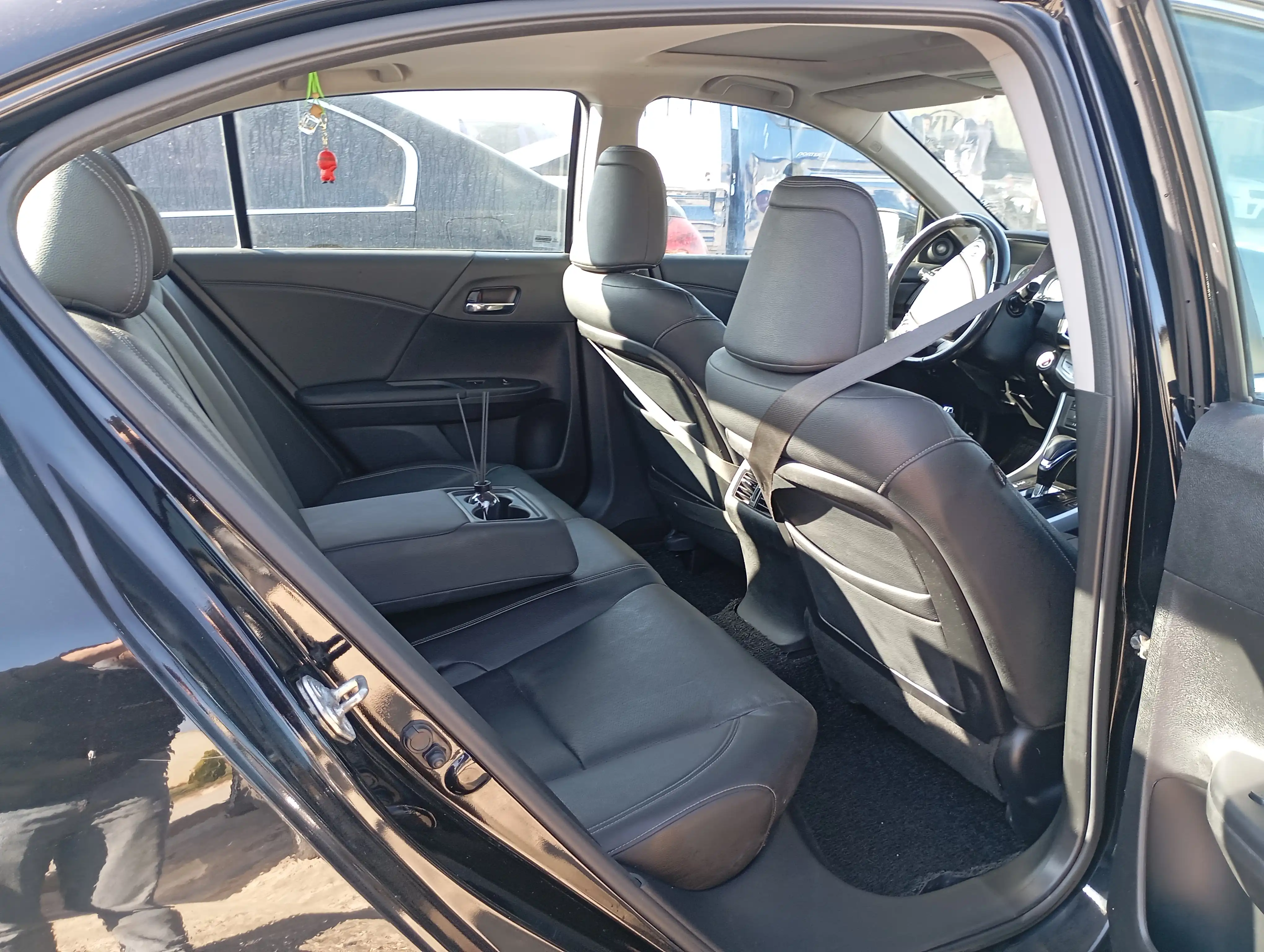 kilometrage car sale honda accord standard sedan used 2012 aleppo uv image