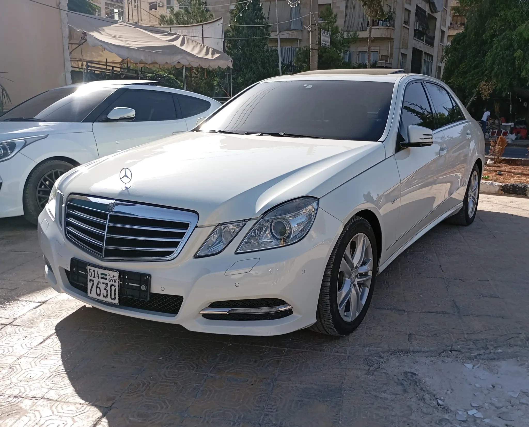 kilometrage car sale mercedes benz e class e 220 cdi sedan used 2012 aleppo xh card image