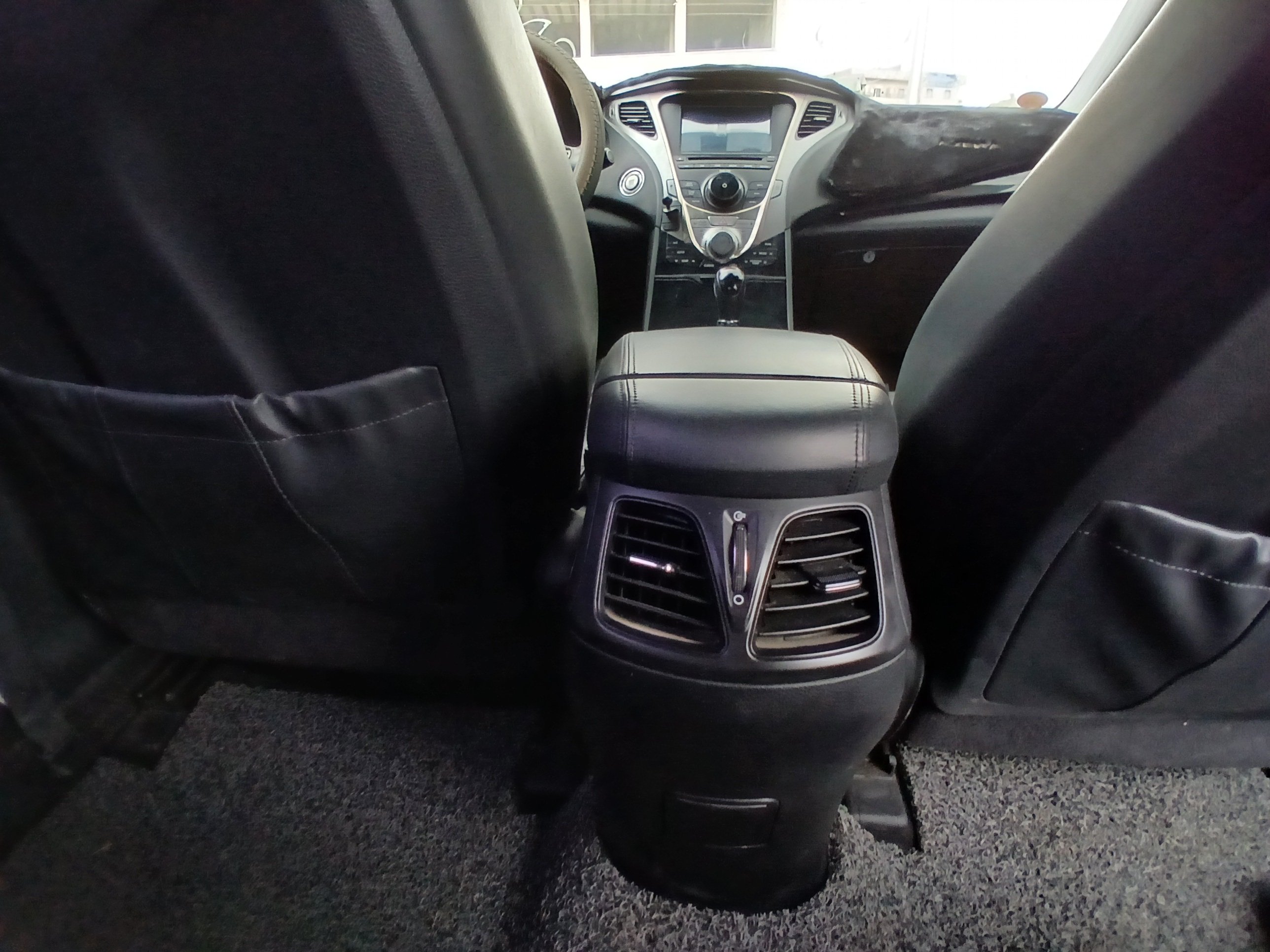 kilometrage car sale hyundai grandeur hg 300 sedan used 2012 aleppo hn image