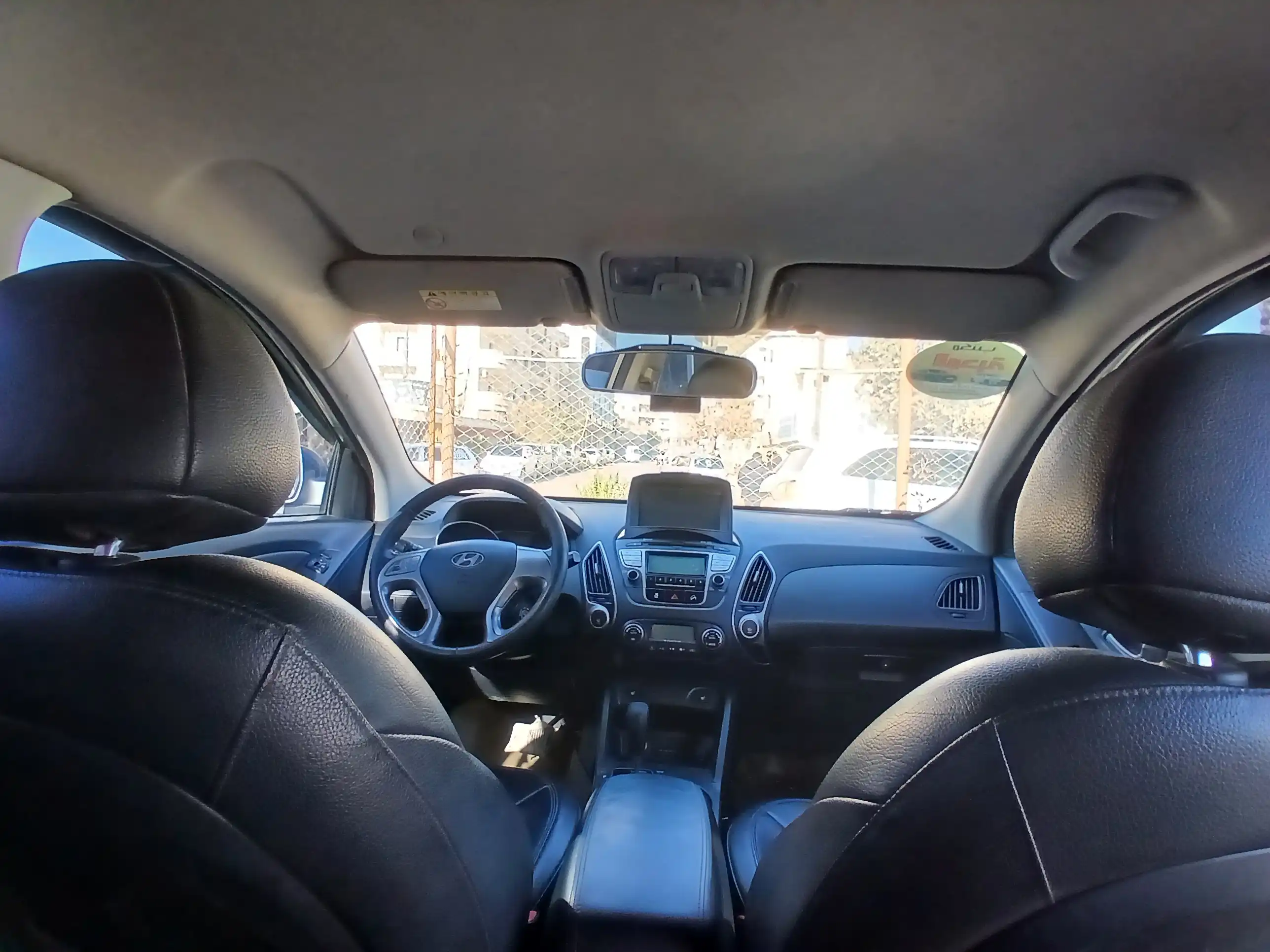 kilometrage car sale hyundai tucson standard 2011 vn image