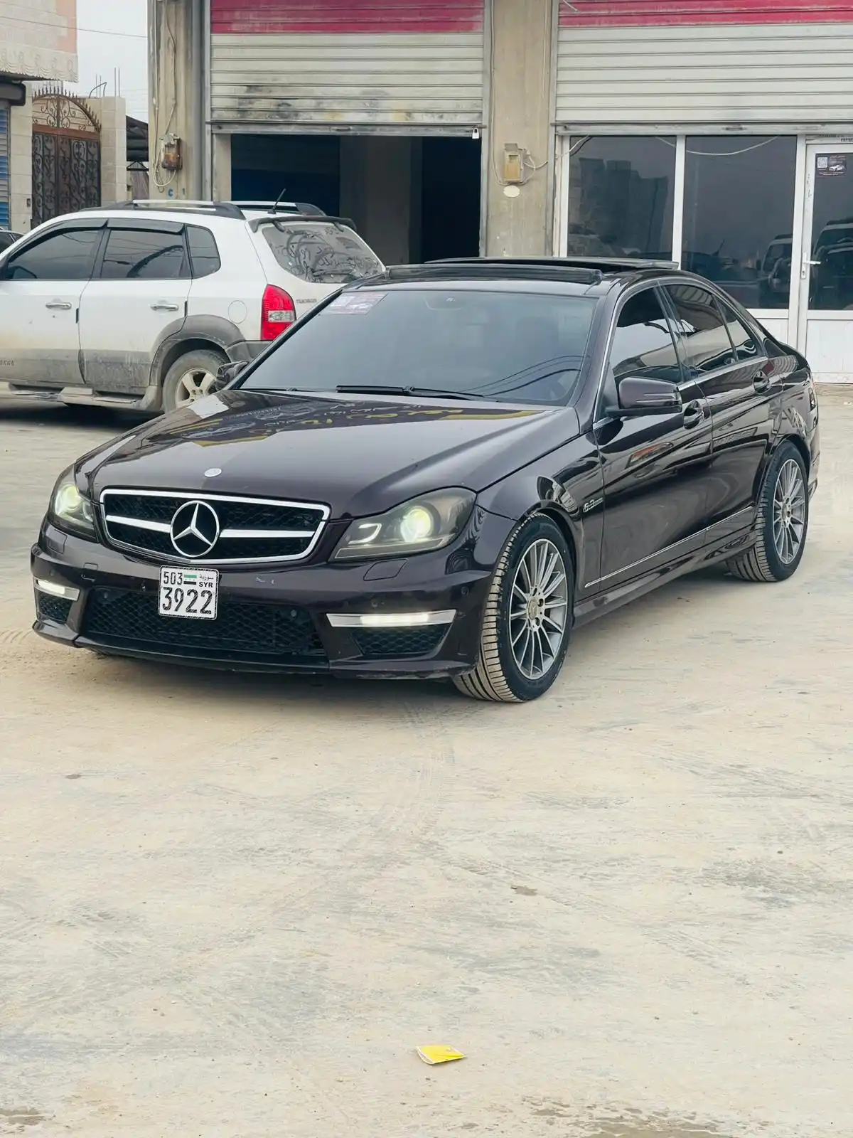 kilometrage car sale mercedes c class c63 amg sedan used 2013 aleppo vn card image