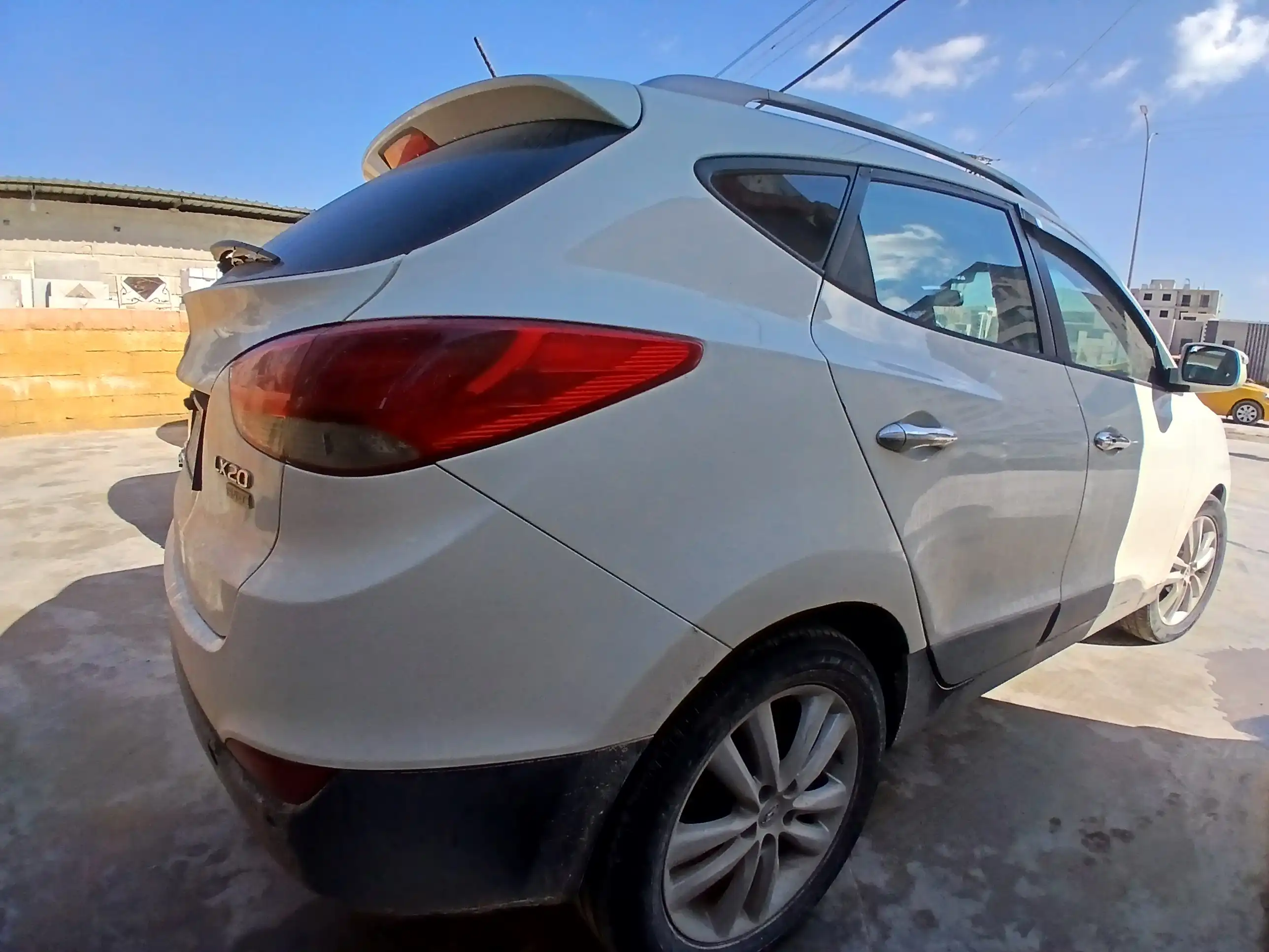 kilometrage car sale hyundai tucson lx20 evgt cpykdlw used 2011 aleppo bn image