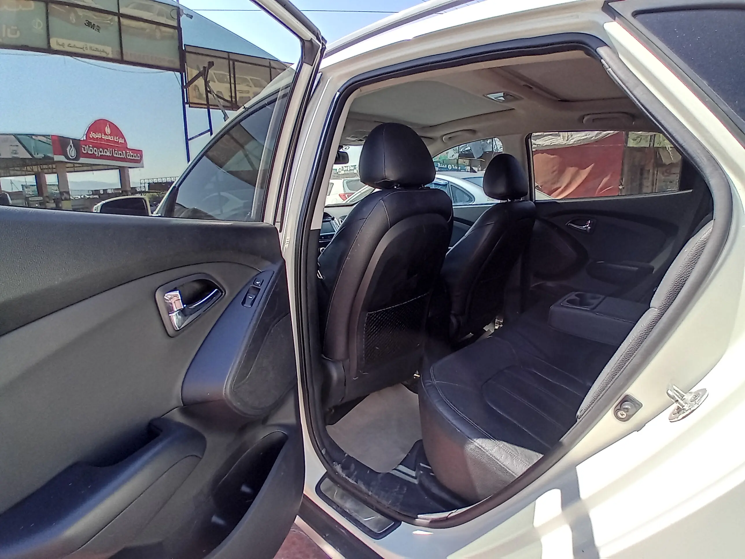 kilometrage car sale hyundai tucson lx20 evgt suv used 2011 aleppo rj image
