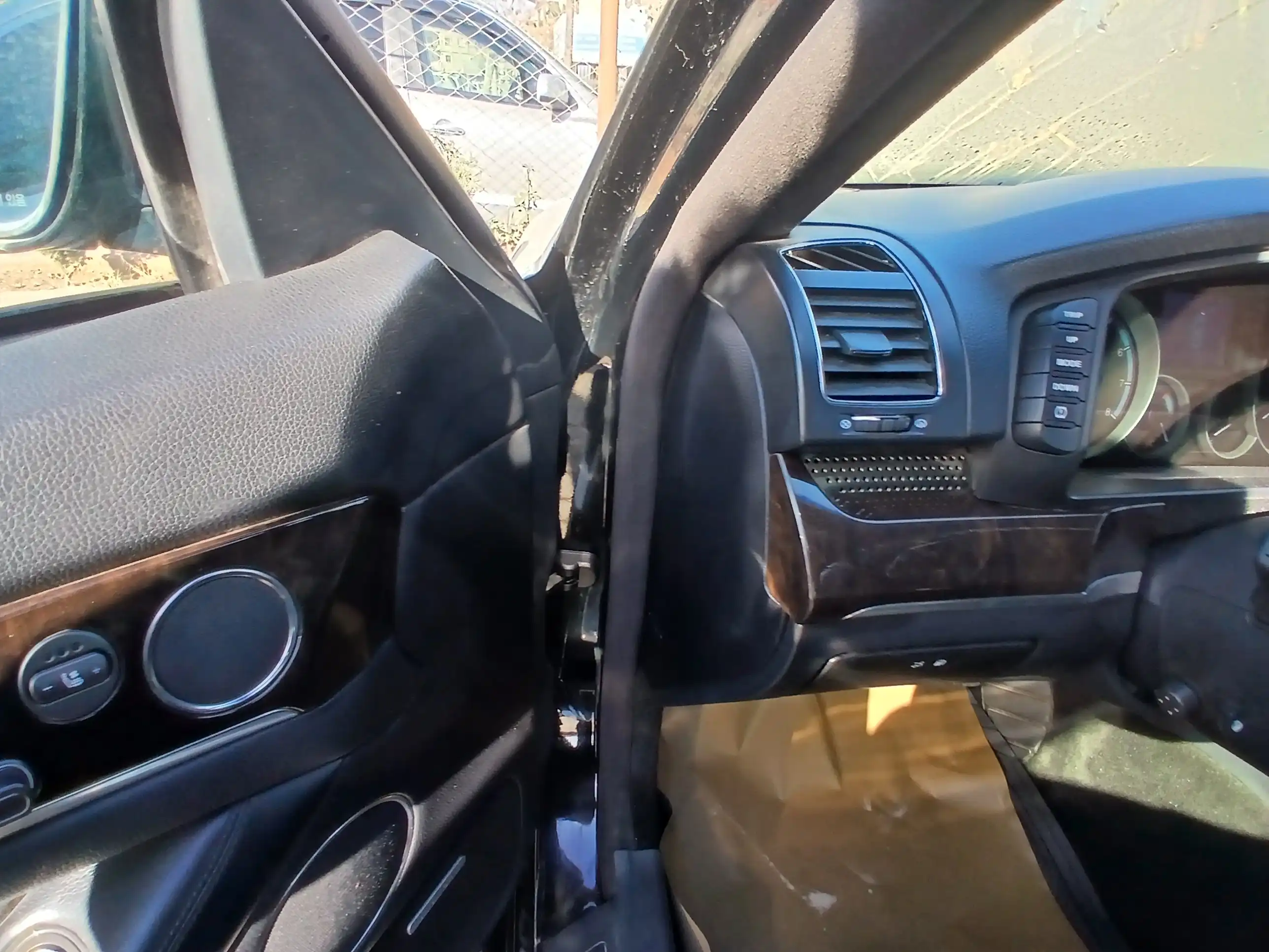 kilometrage car sale ssangyong kgm chairman cw600 sedan used 2011 aleppo qf image