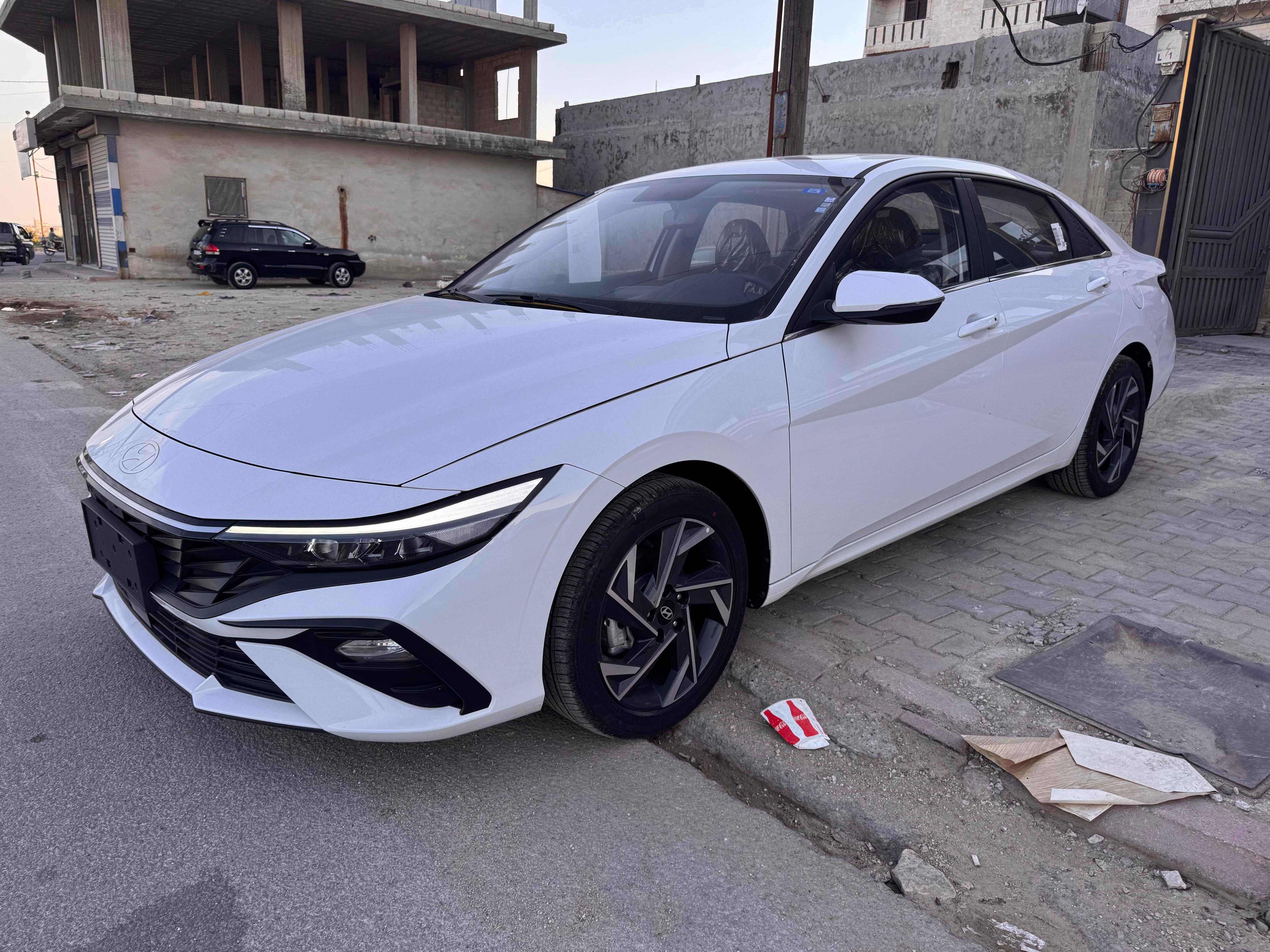 kilometrage car sale hyundai i 30 standard sedan new 2025 aleppo vk image