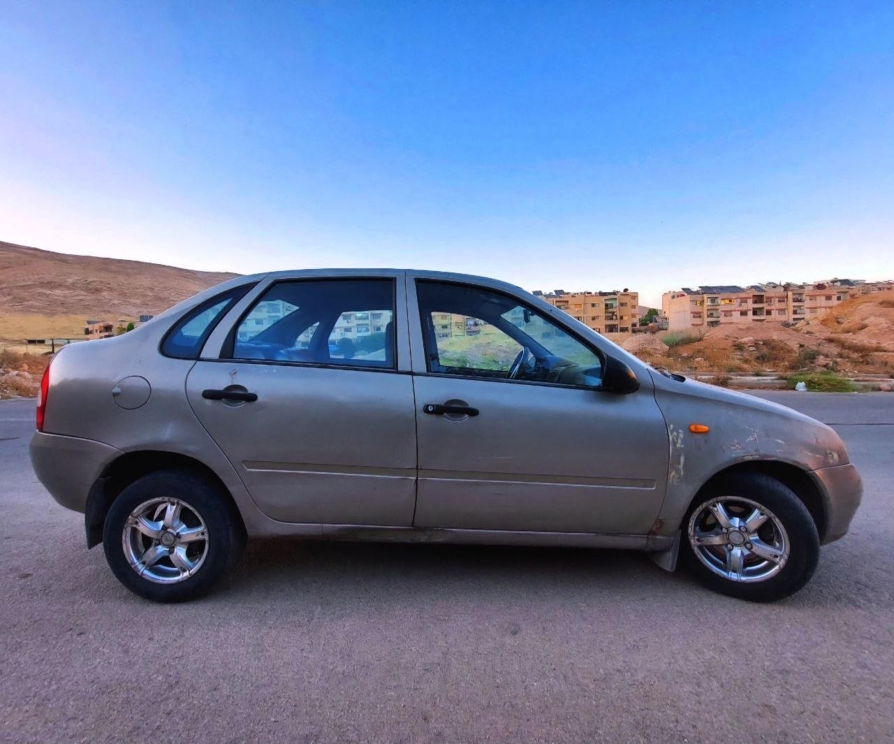 kilometrage car sale lada kalina standard sedan used 2006 rif dimashq ce image