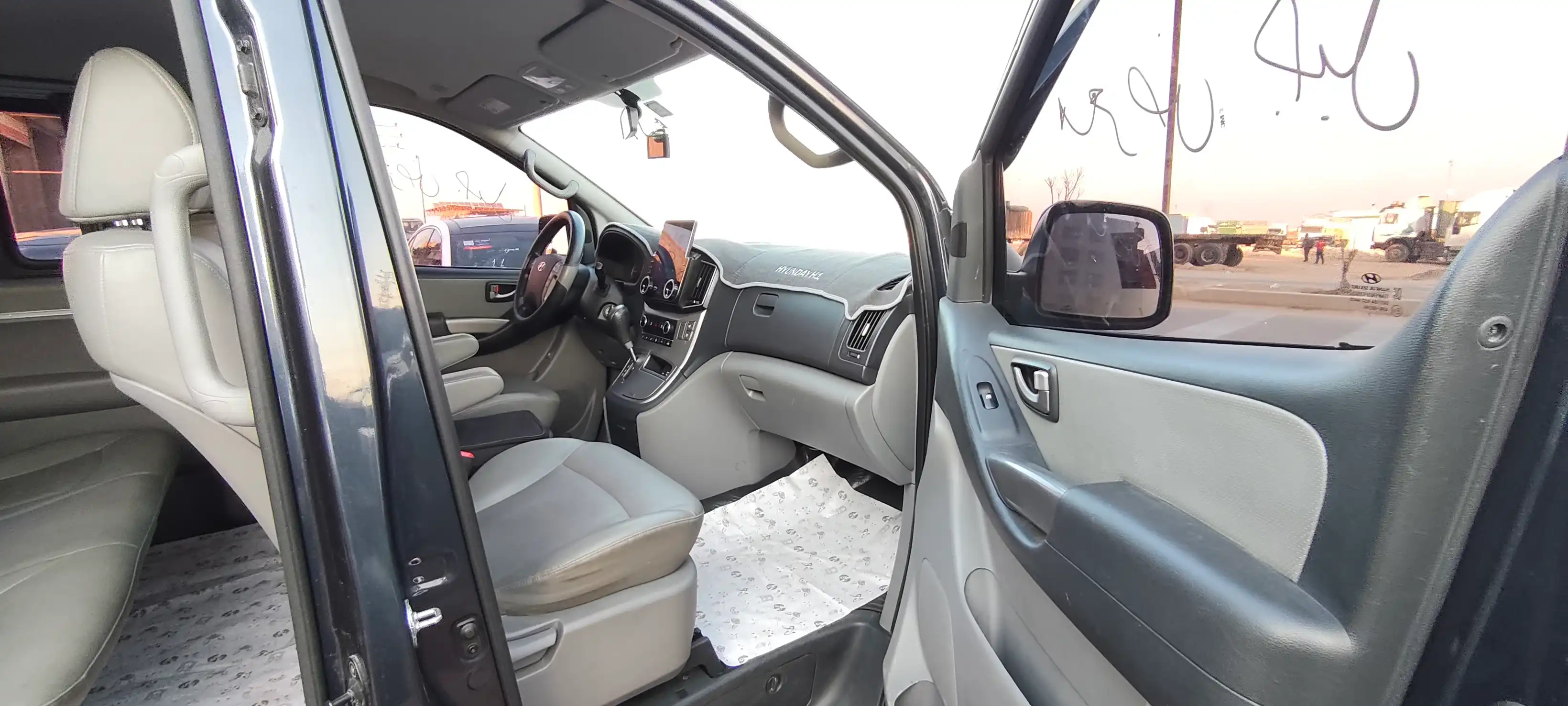 kilometrage car sale hyundai grand starex vgt van used 2018 aleppo qz image