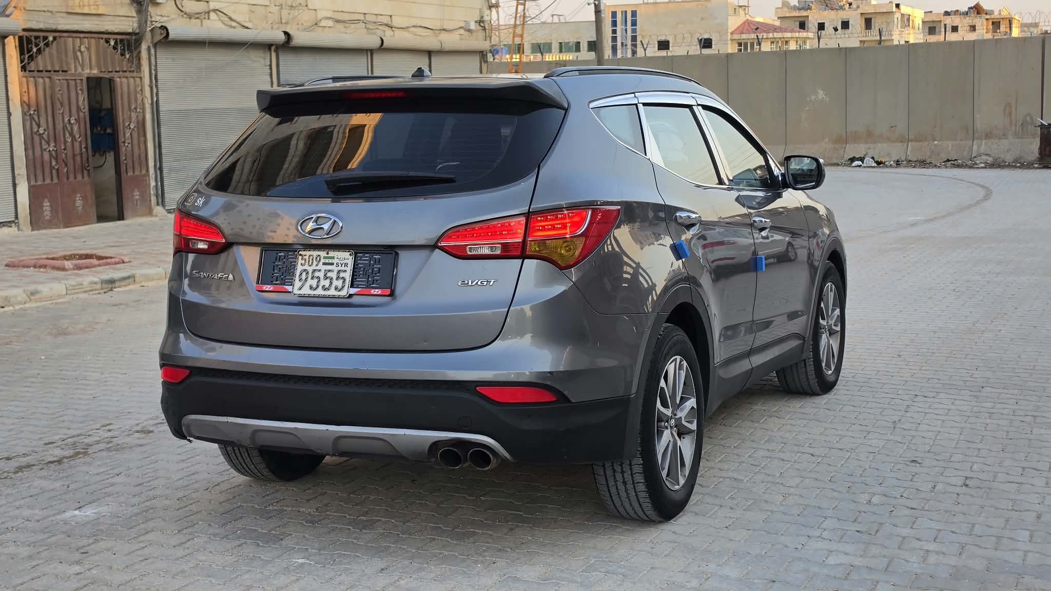 kilometrage car sale hyundai santa fe evgt suv used 2013 aleppo iz image