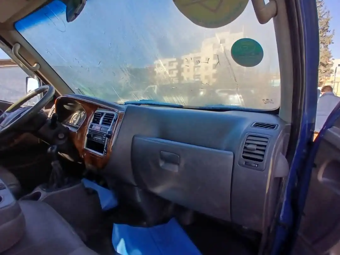 kilometrage car sale hyundai porter ii 2 crdi cargo truck used 2011 aleppo mz image