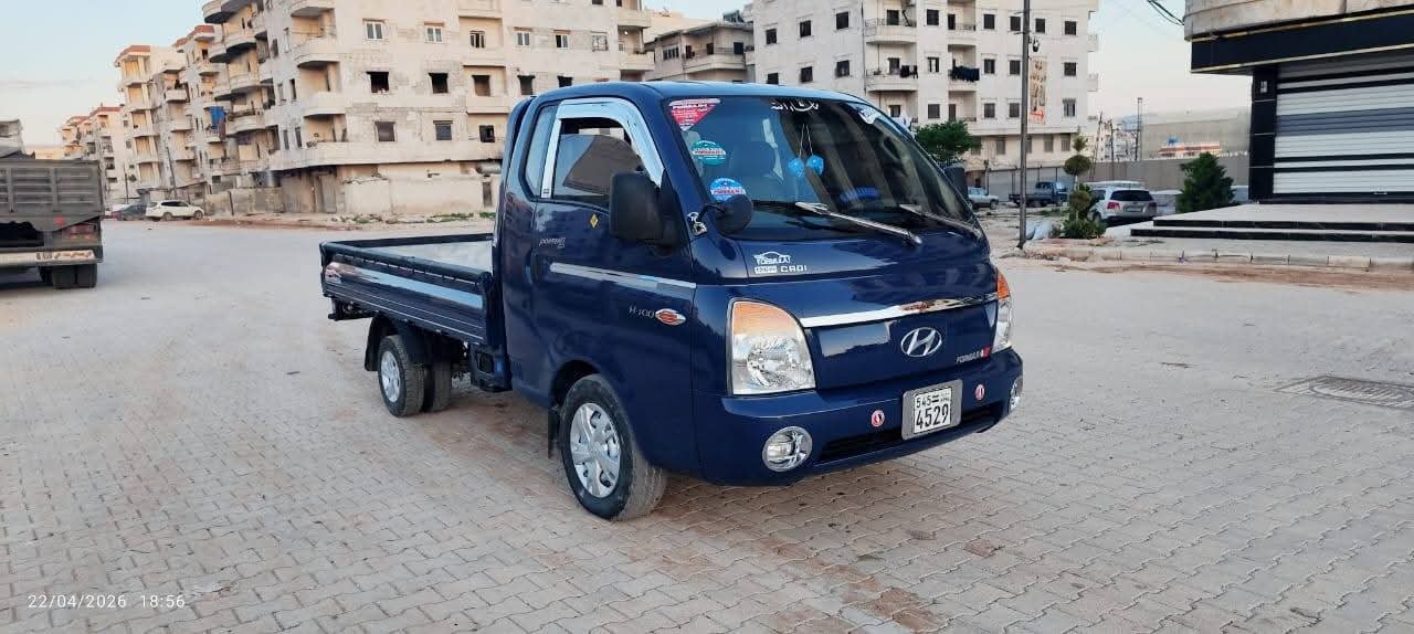 kilometrage car sale hyundai porter ii 2 crdi cargo truck used 2011 aleppo nz image