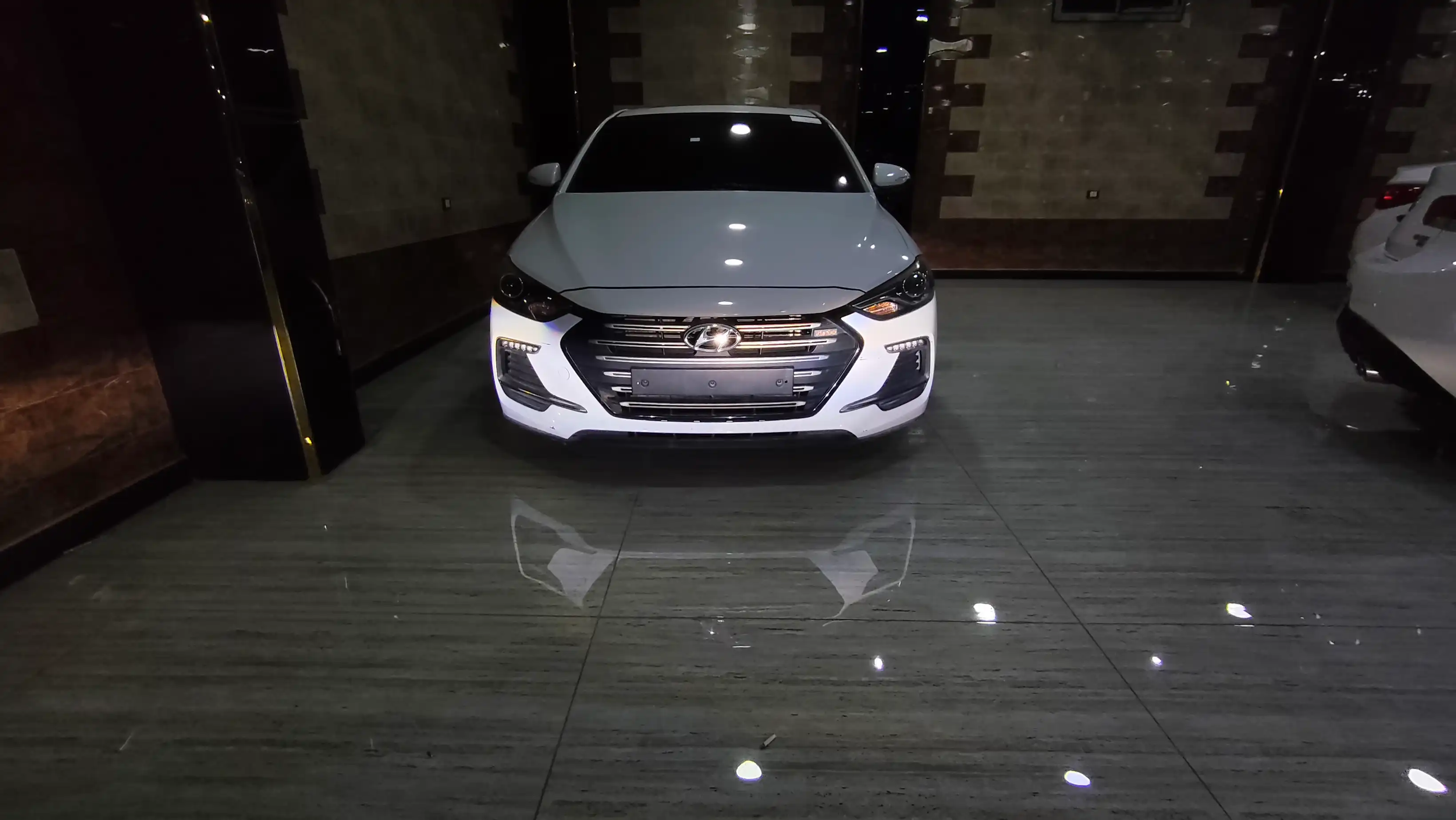 kilometrage car sale hyundai avante 16t sedan used 2017 aleppo us image