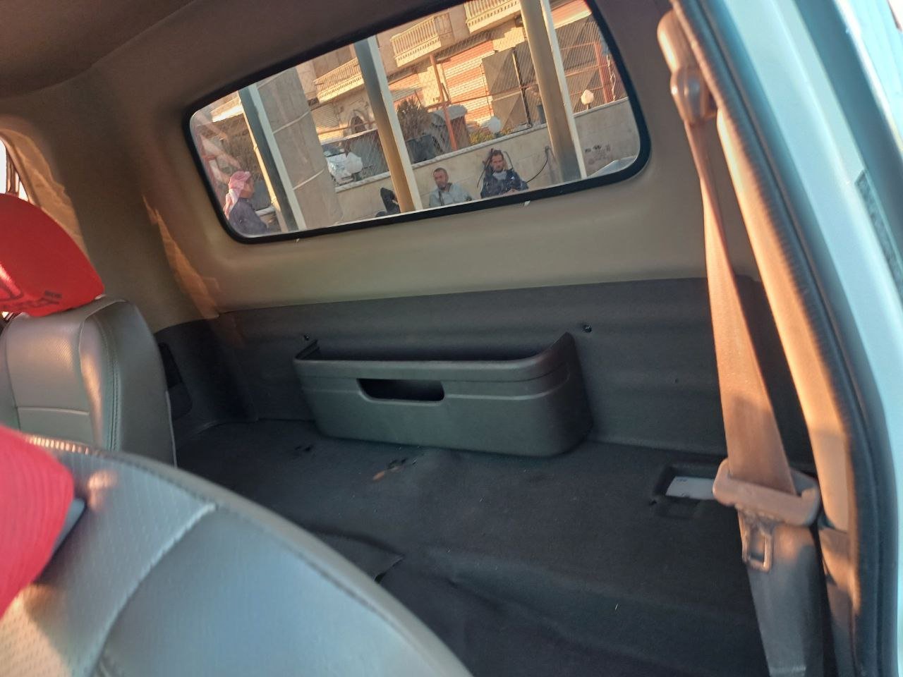 kilometrage car sale hyundai porter 2 crdi cargo truck used 2015 aleppo oq image