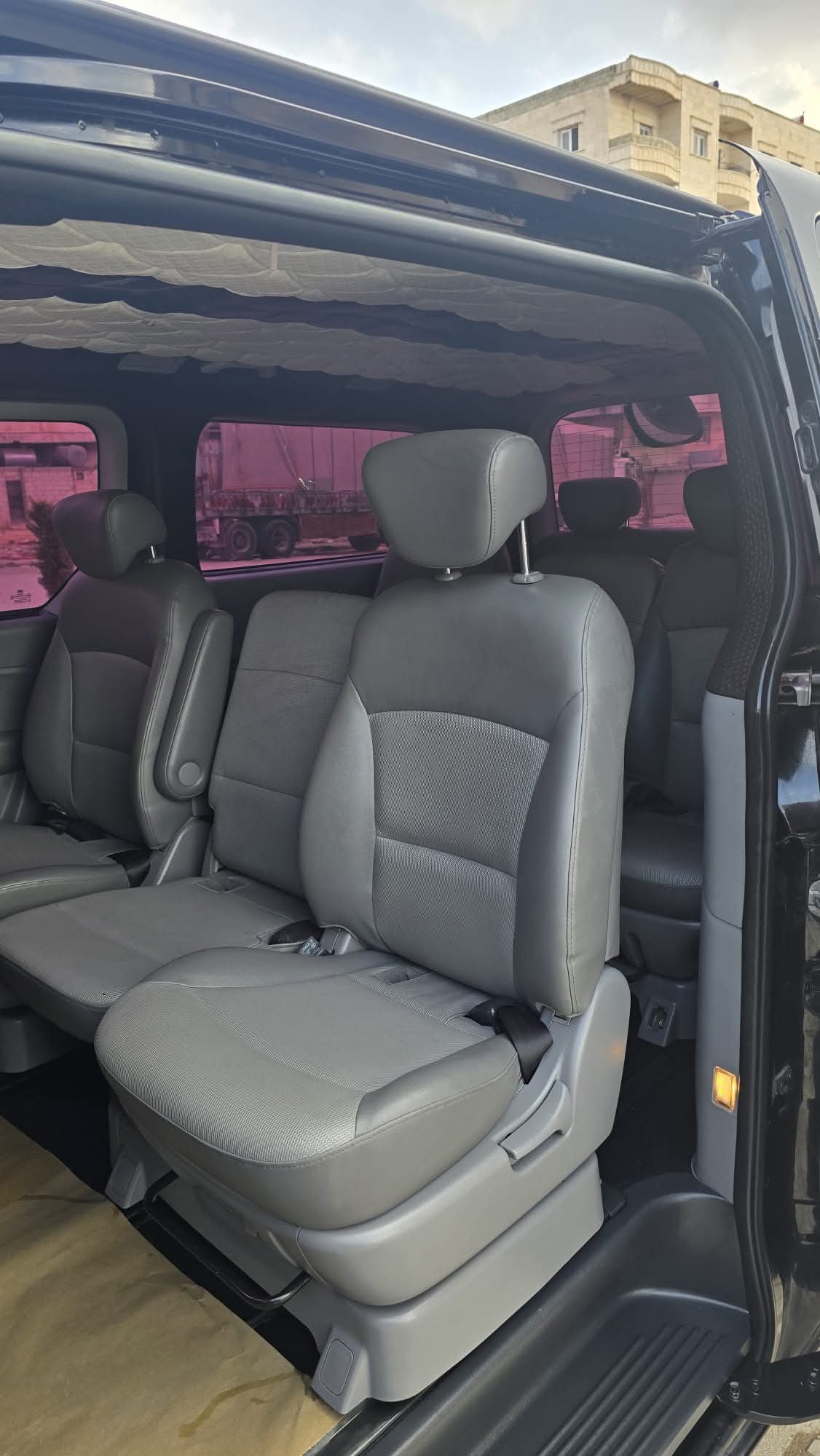 kilometrage car sale hyundai grand starex cvx van used 2011 aleppo yc image