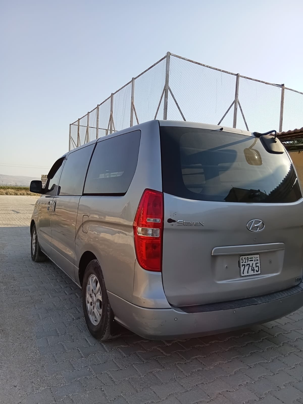 kilometrage car sale hyundai grand starex cvx van used 2014 aleppo le image