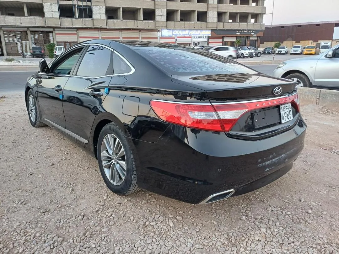 kilometrage car sale hyundai grandeur hg 220 used 2016 aleppo cx image