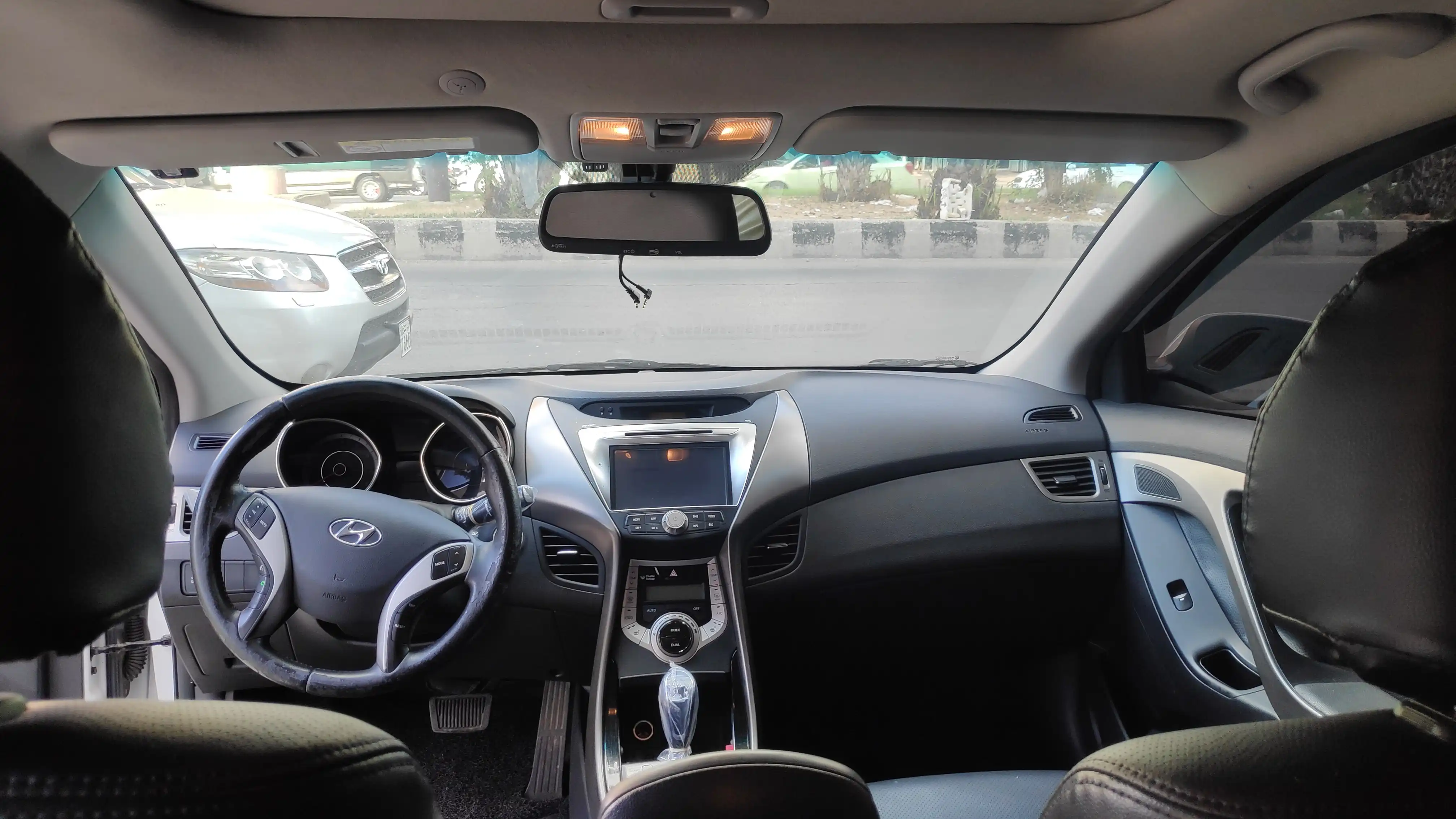 kilometrage car sale hyundai avante m16 gdi nu image