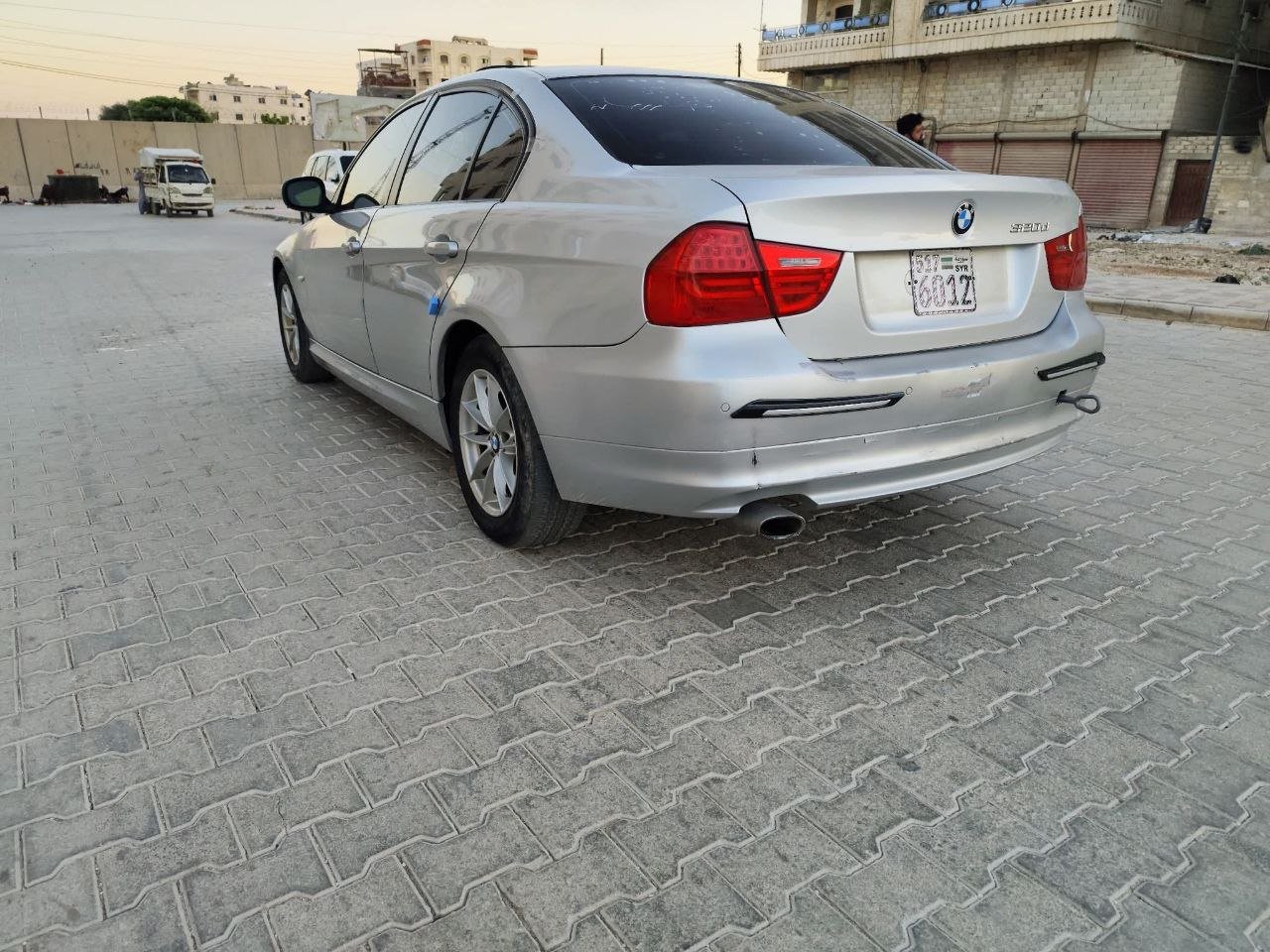 kilometrage car sale bmw 3 series 320 sedan used 2011 aleppo yp image