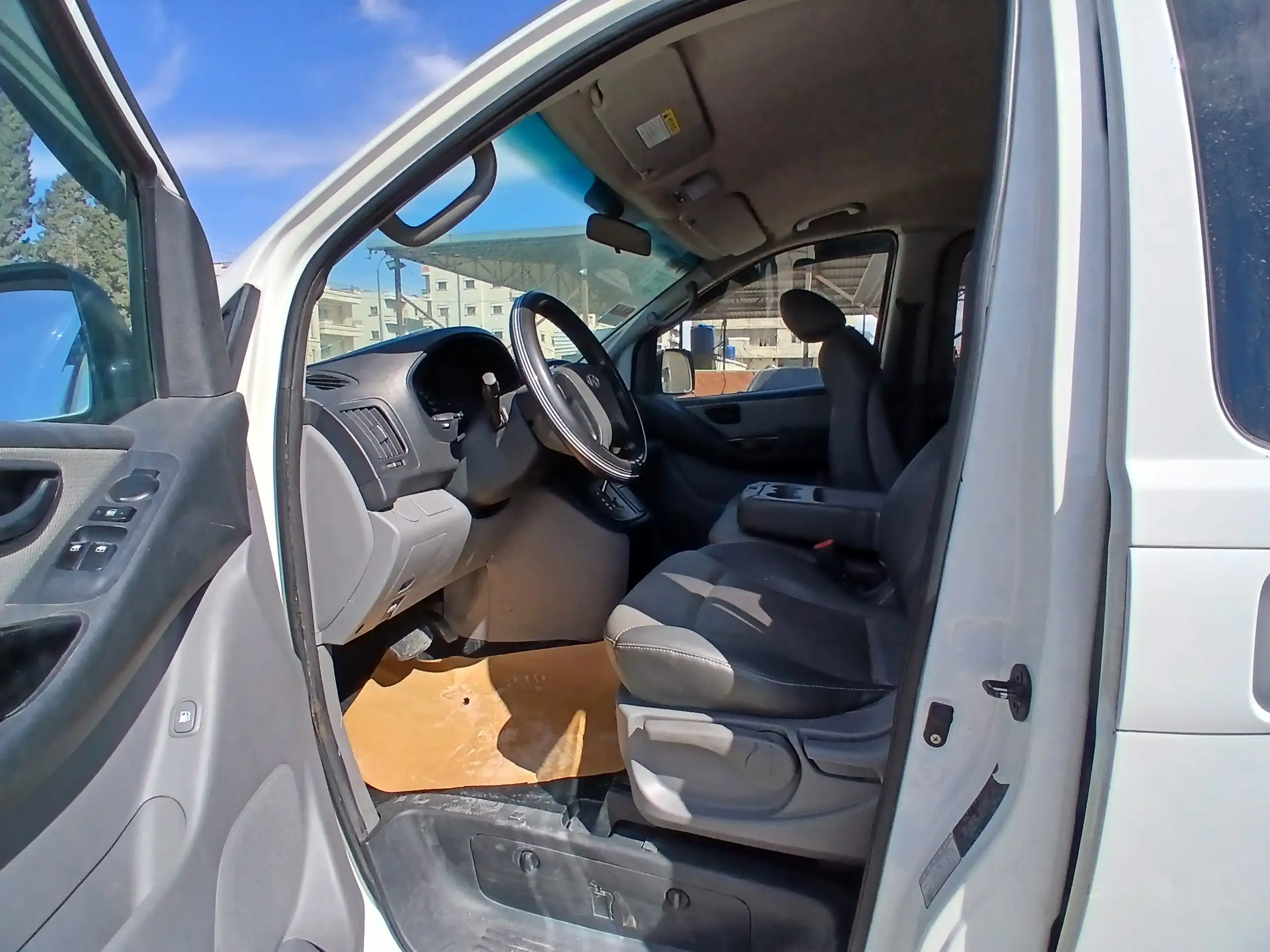 kilometrage car sale hyundai grand starex cvx van used 2008 aleppo dj image