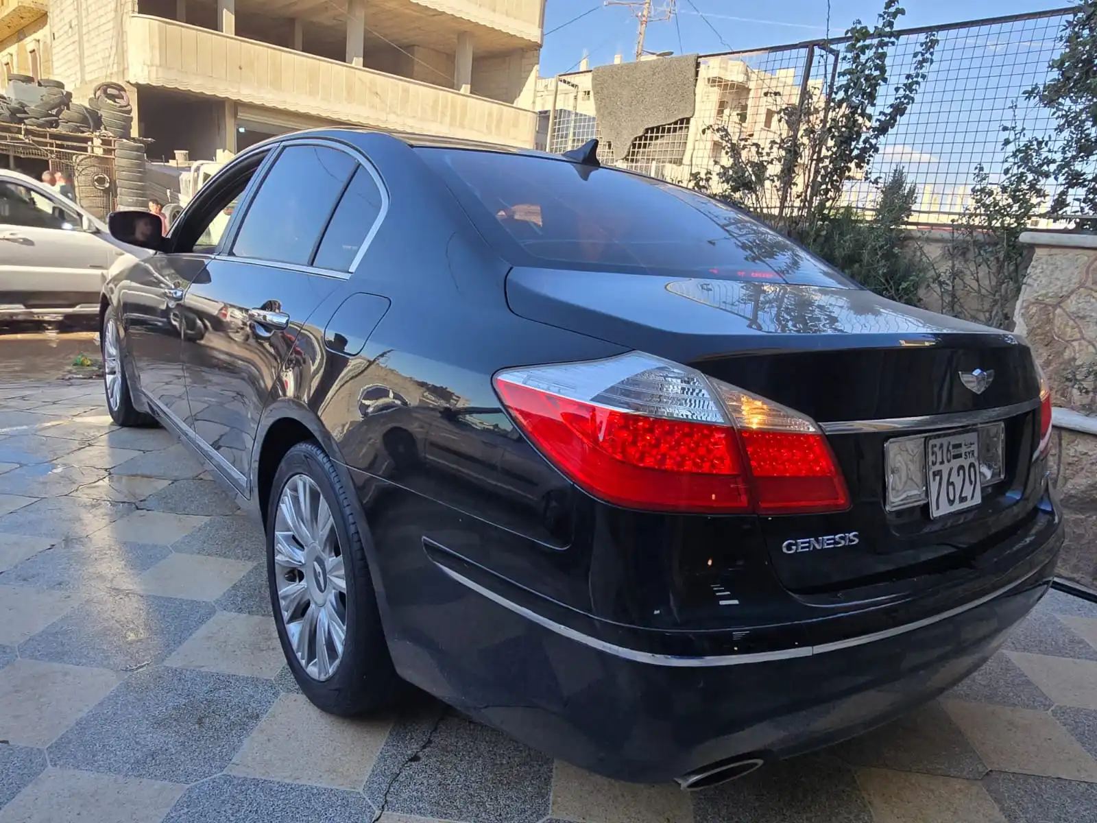 kilometrage car sale genesis bh 380 sedan used 2010 aleppo rx image