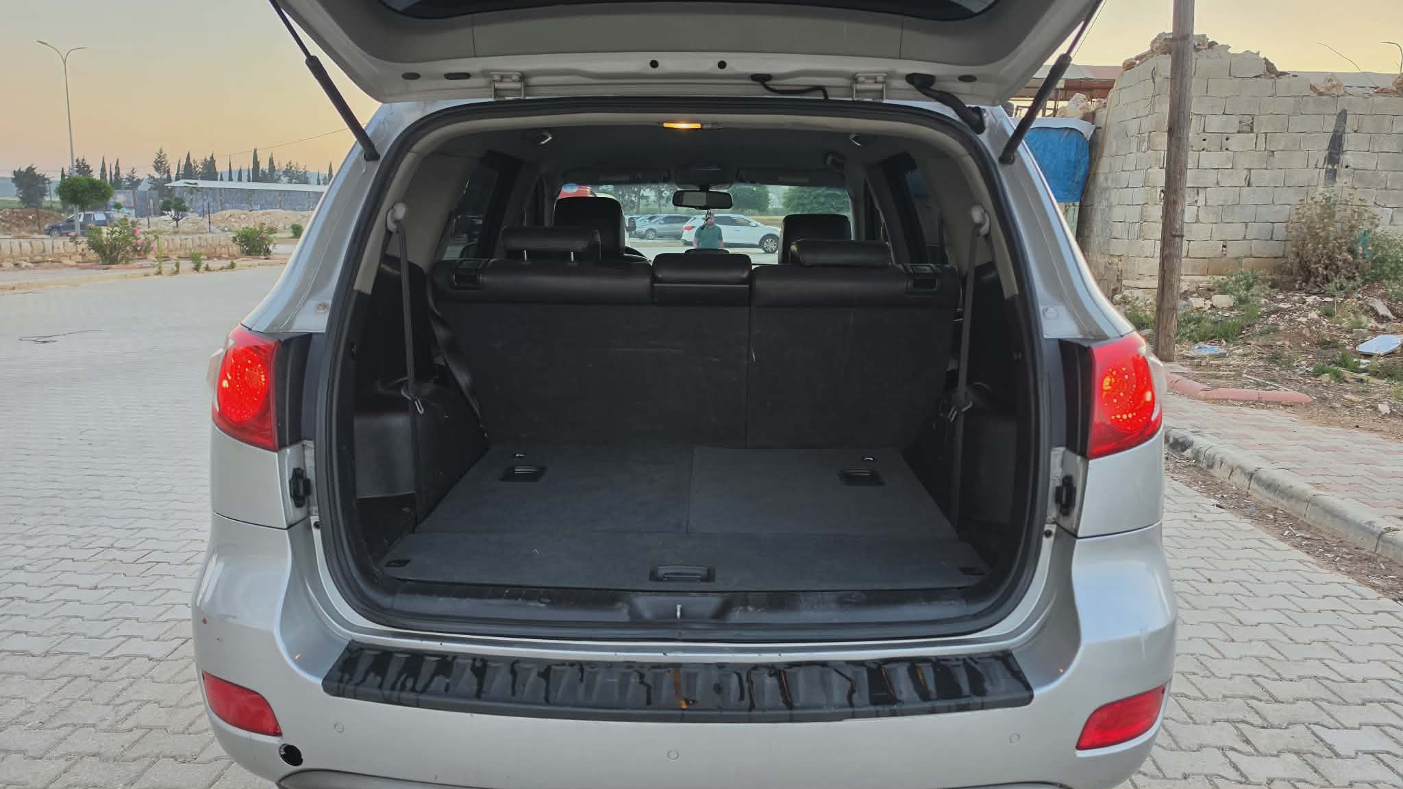 kilometrage car sale hyundai santa fe mlx suv used 2006 cp image