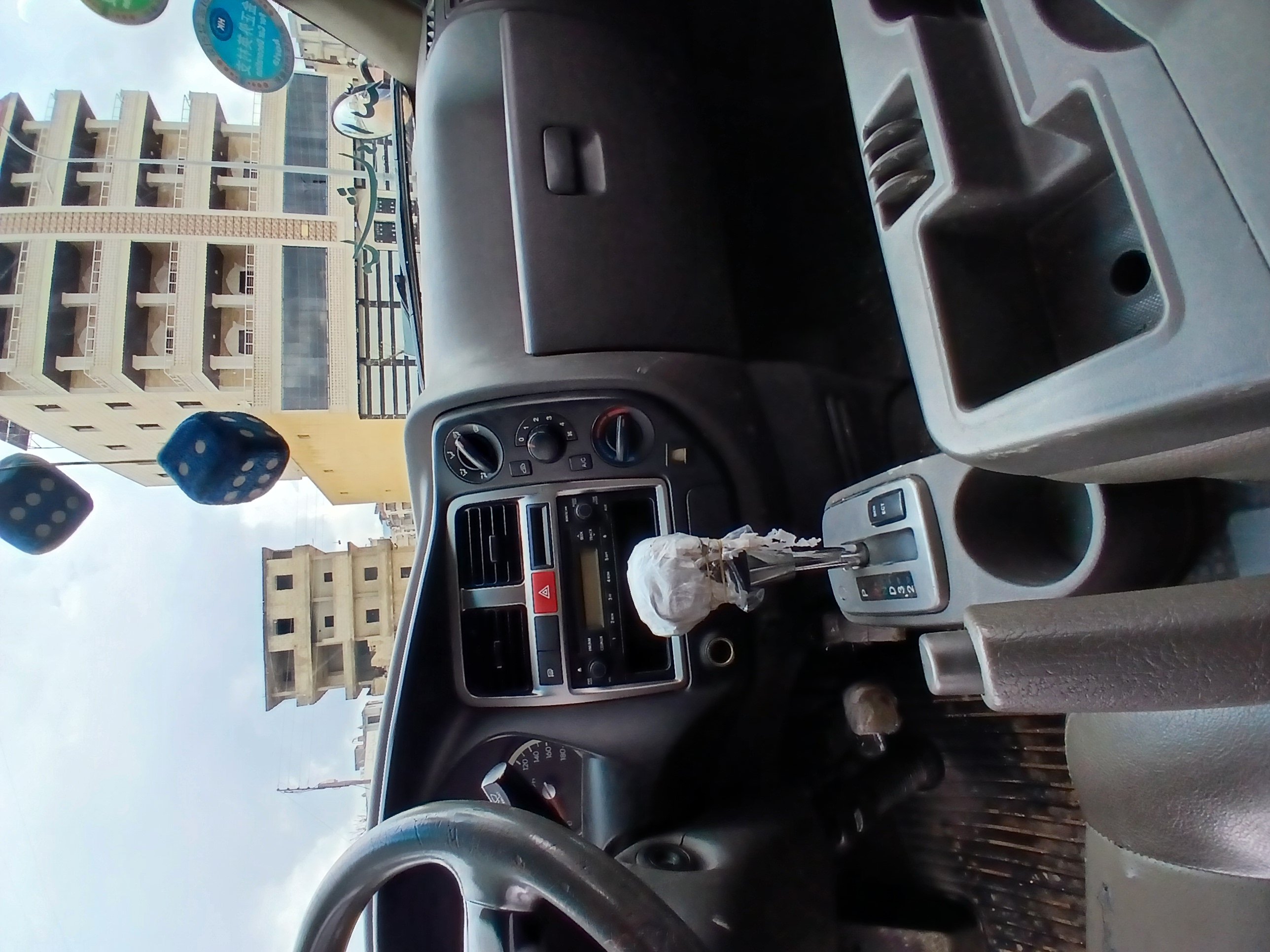 kilometrage car sale hyundai porter ii 2 crdi cargo truck used 2014 aleppo yh image