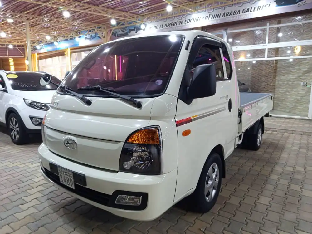 kilometrage car sale hyundai porter 2 crdi pickup used 2014 aleppo eg card image